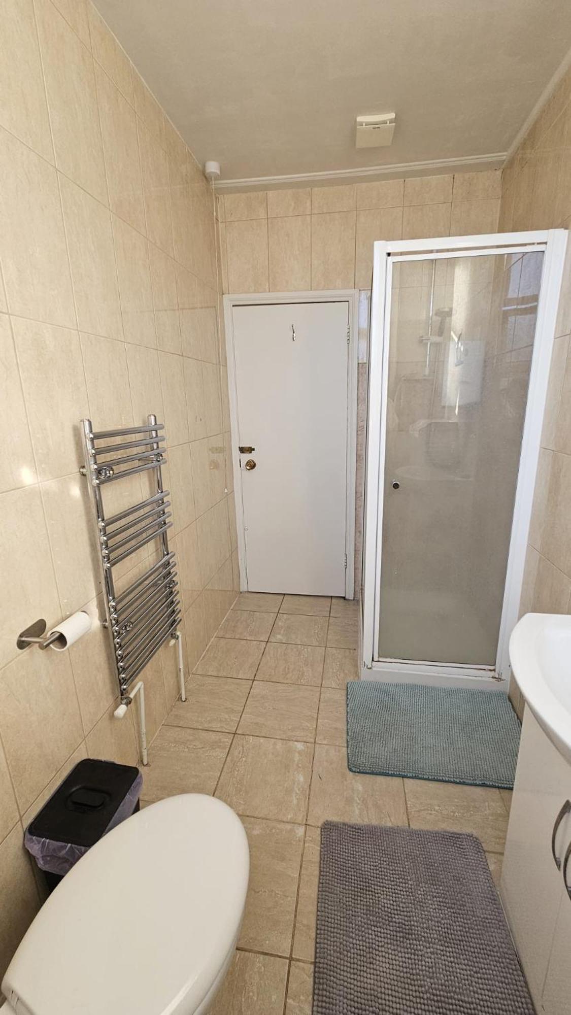 Large Private In Kensal Rise Of Séjour chez l'habitant