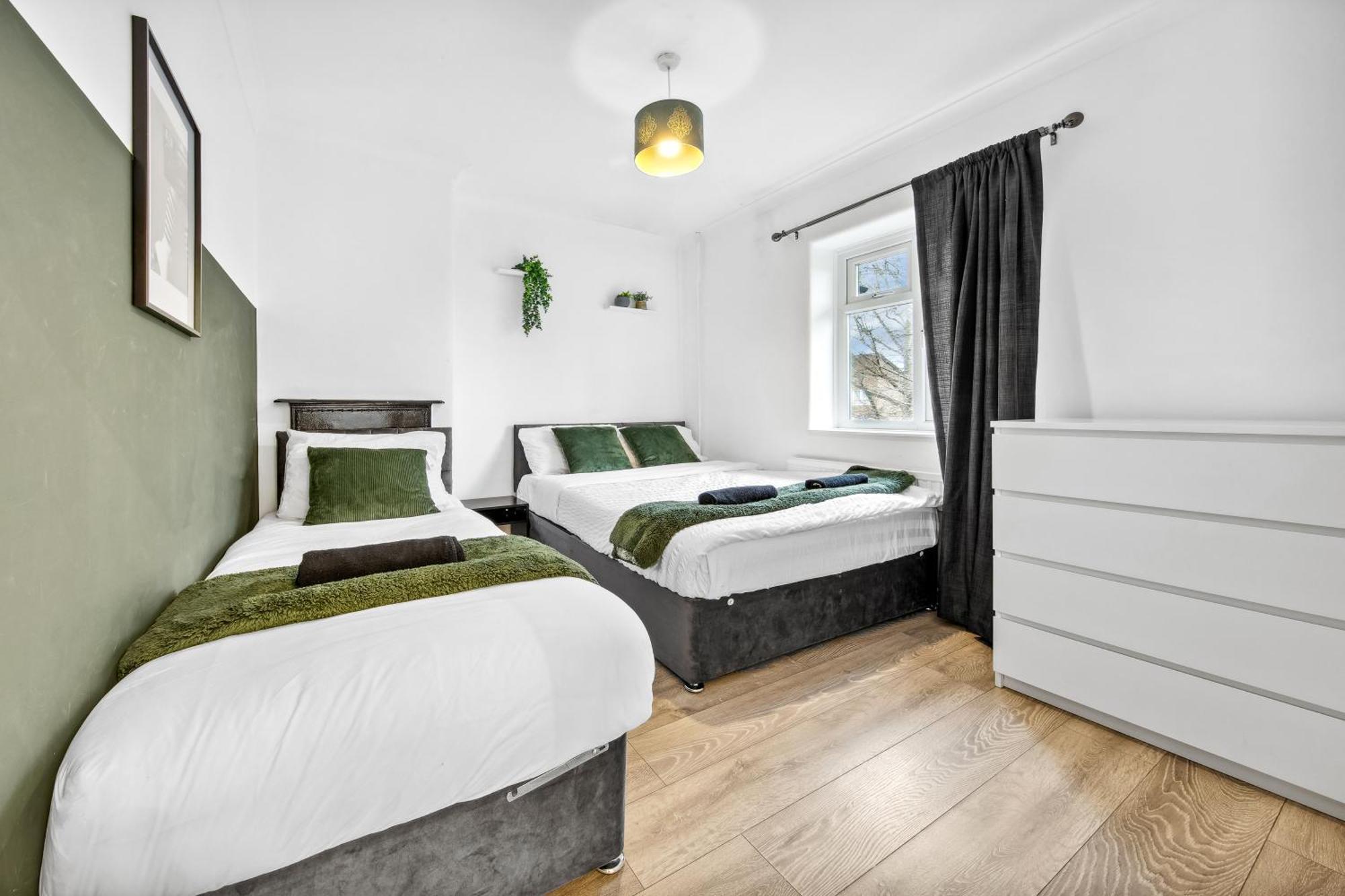 Luxe Jacuzzi - Sleeps 7 - Putney Bridge * Londres