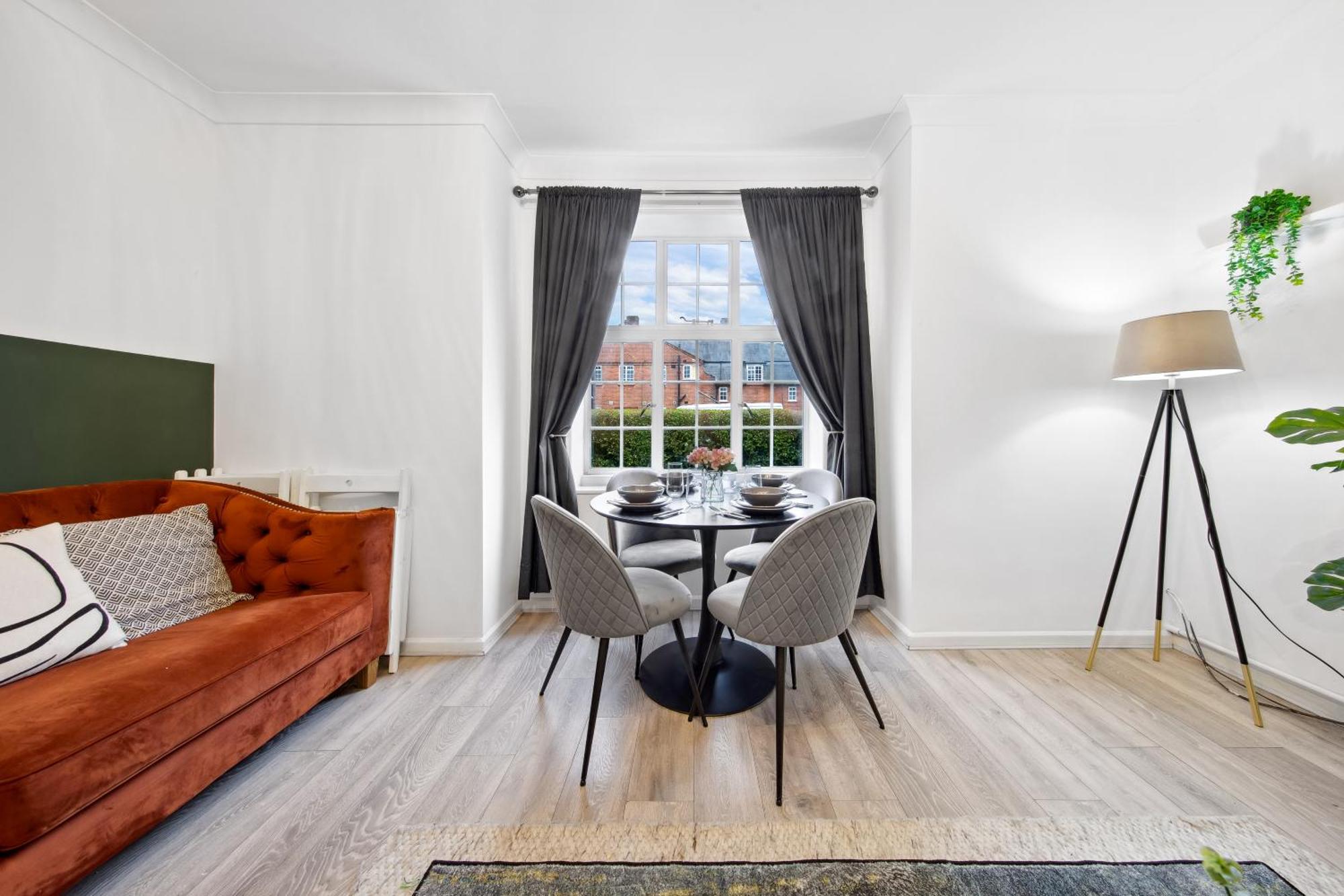 Hébergement de vacances Luxe Jacuzzi - Sleeps 7 - Putney Bridge