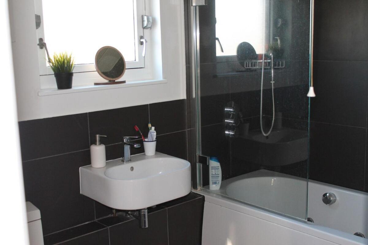 Appartement Remote Work Entire Flat 20min To Oxford St Londres