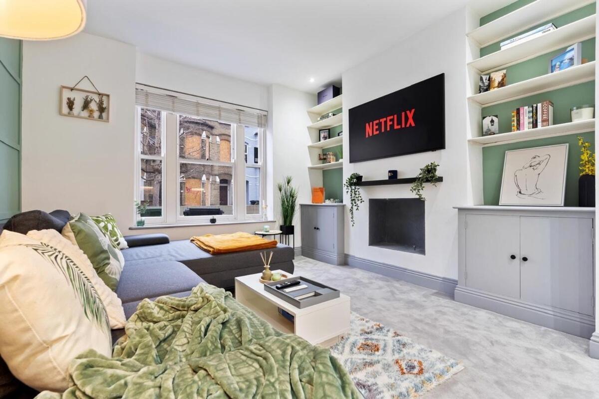 Cozy And Quiet 2 Minutes Walk From Main Street Flat W Garden *