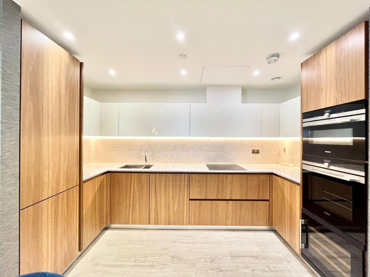 Modern 3 Beds In Aldgate East Appartement