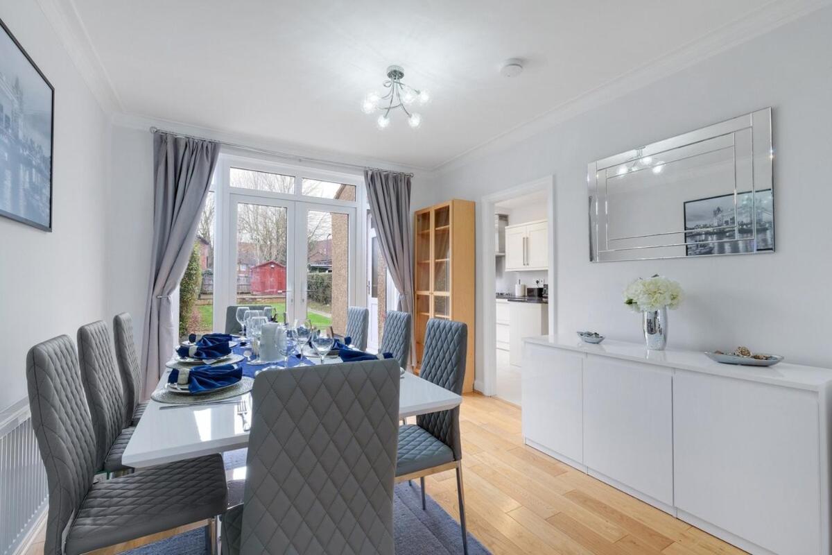 Hébergement de vacances Stylish 3br House Close To Wembley Stadium And Arena