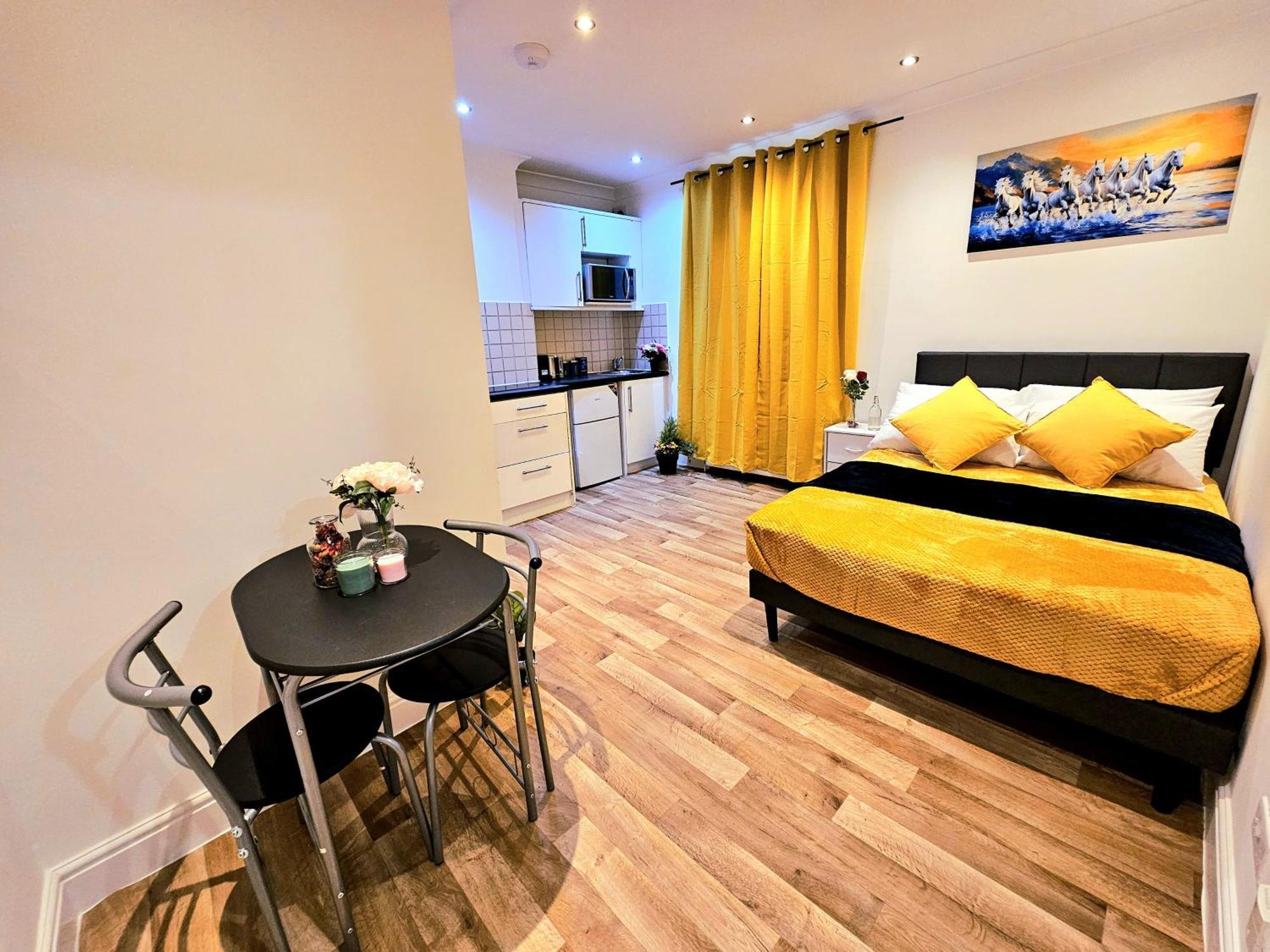 Apartment Elegant Spacious Flat *