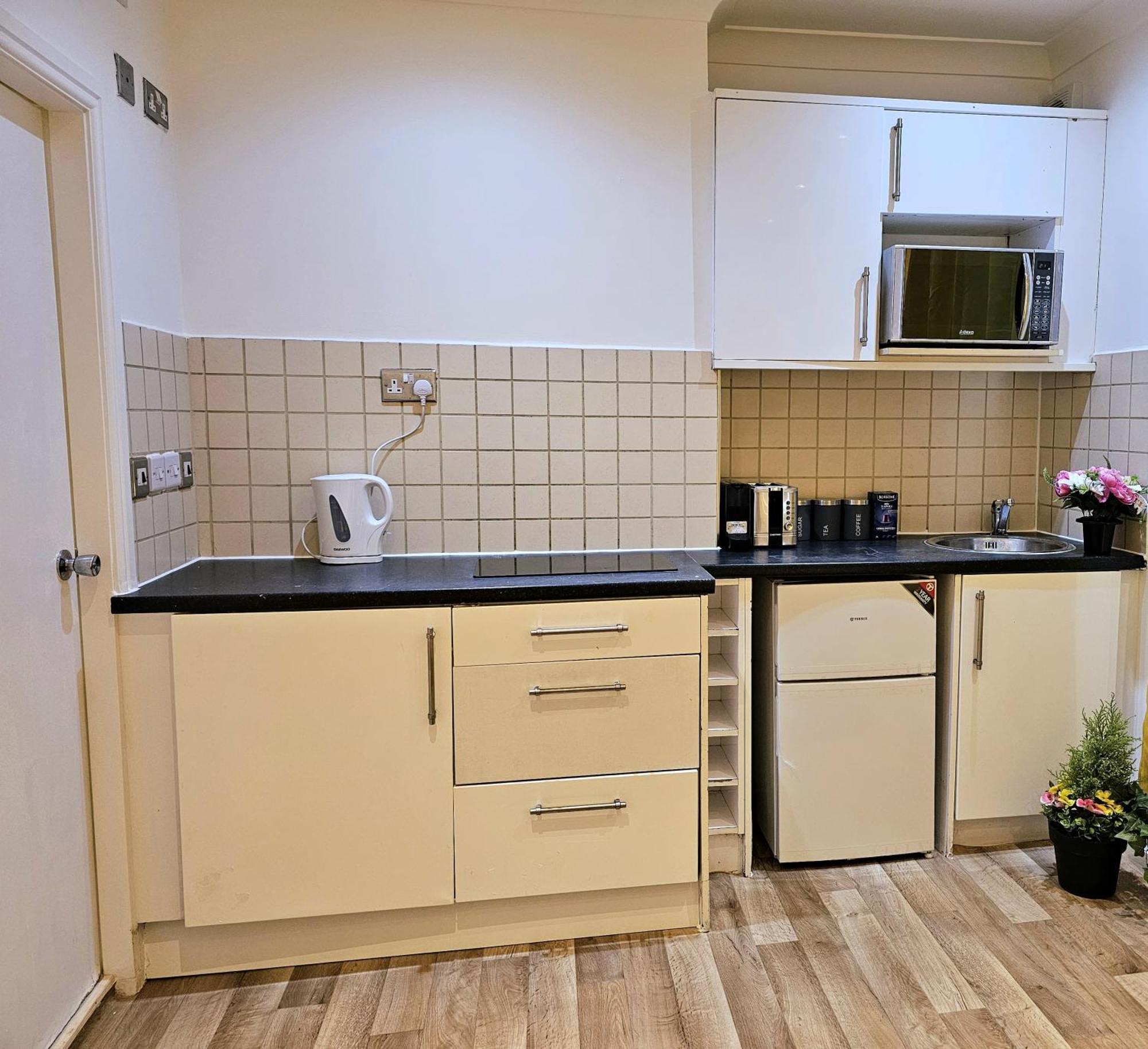 Elegant Spacious Flat * London