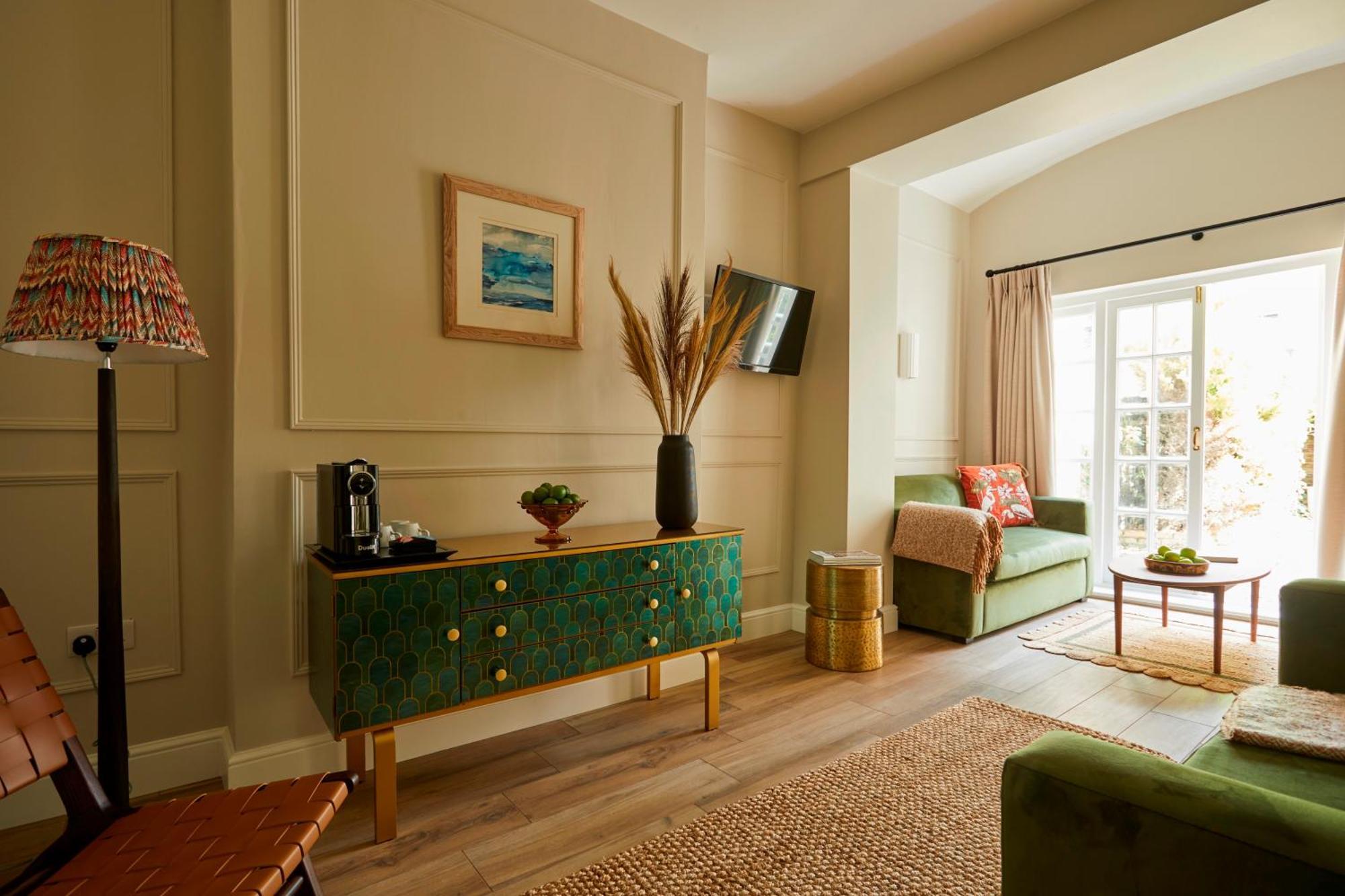 Georgian House Hotel
