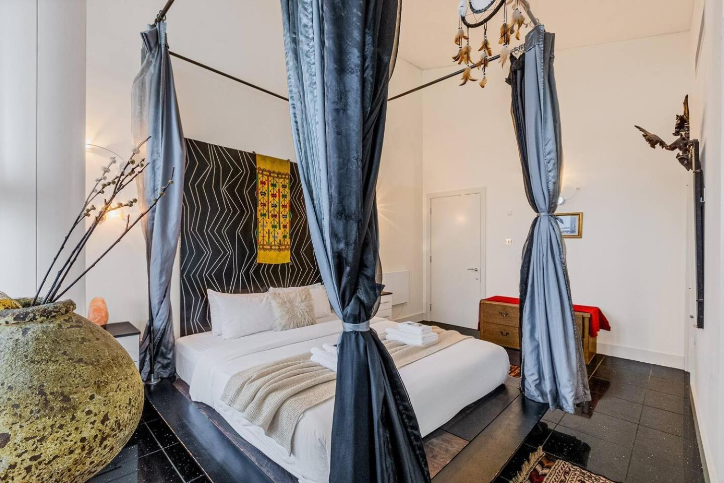 Canary Wharf Riverside Penthouse Londres