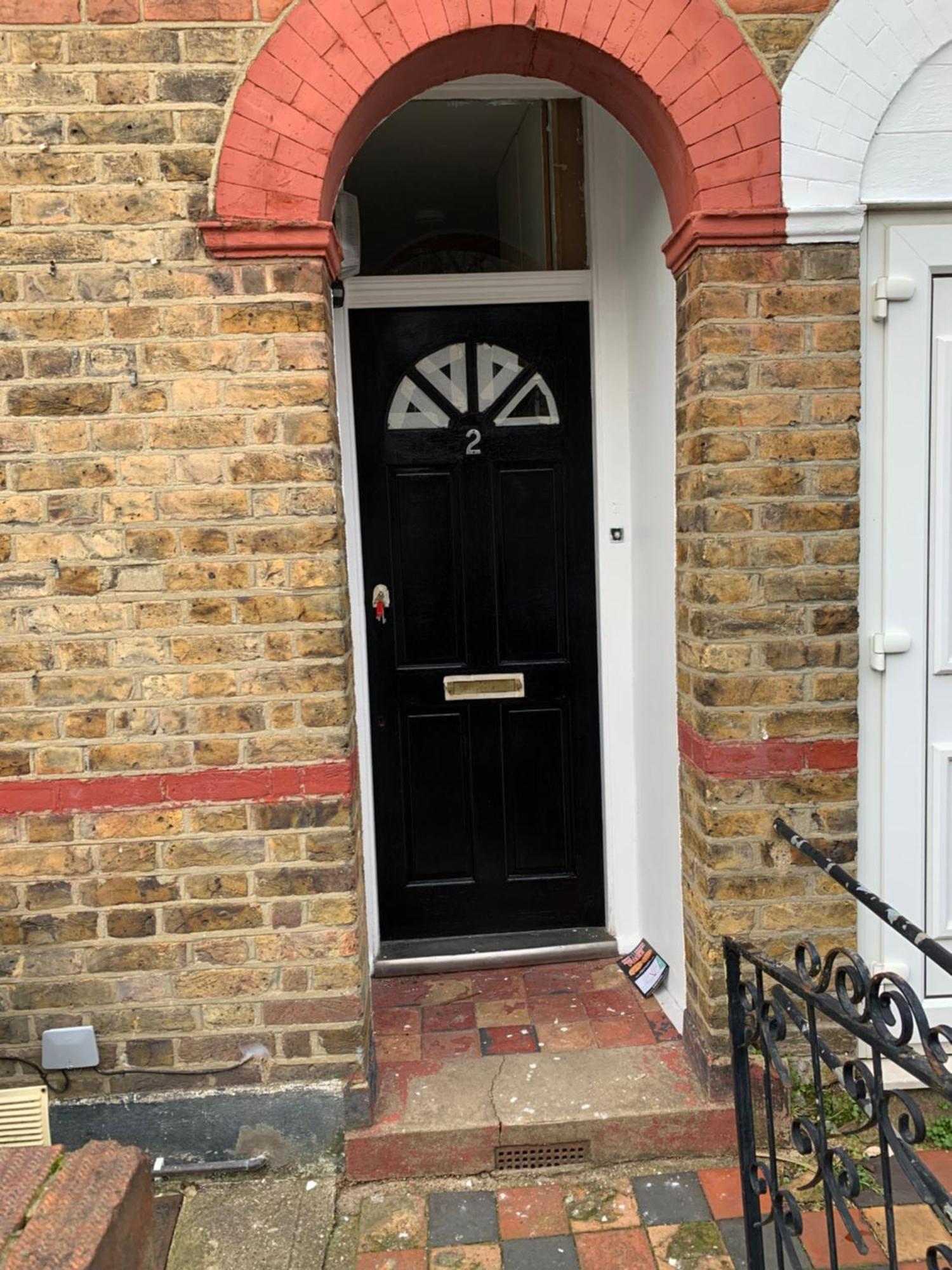 35 Mins To London. 3 Bedrooms. 2 Bathrooms With Garden Casa de Férias