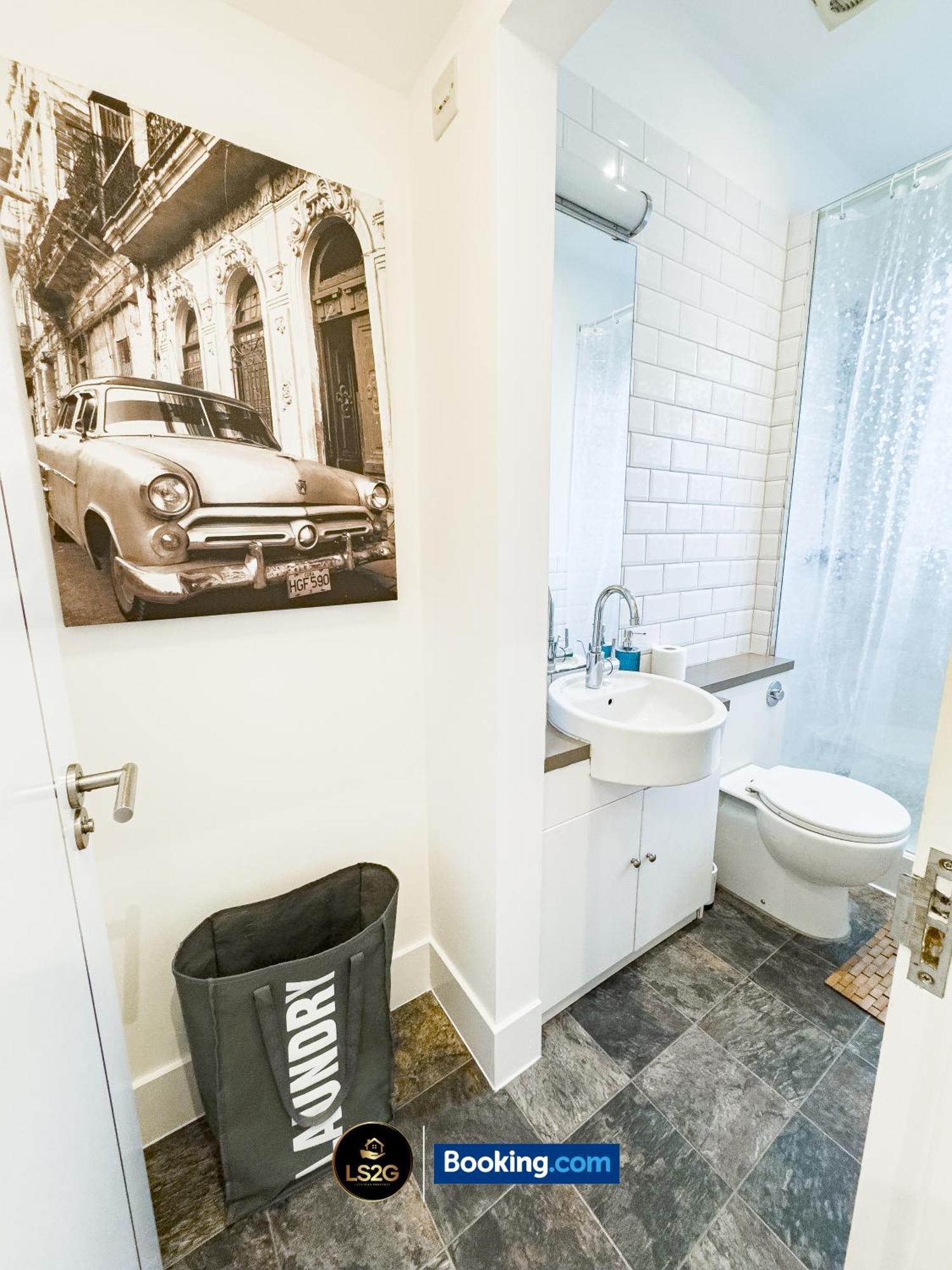 Appartement Amazing 3 Bedroom By Ls2g Short Lets & Serviced Greater With Free Wifi