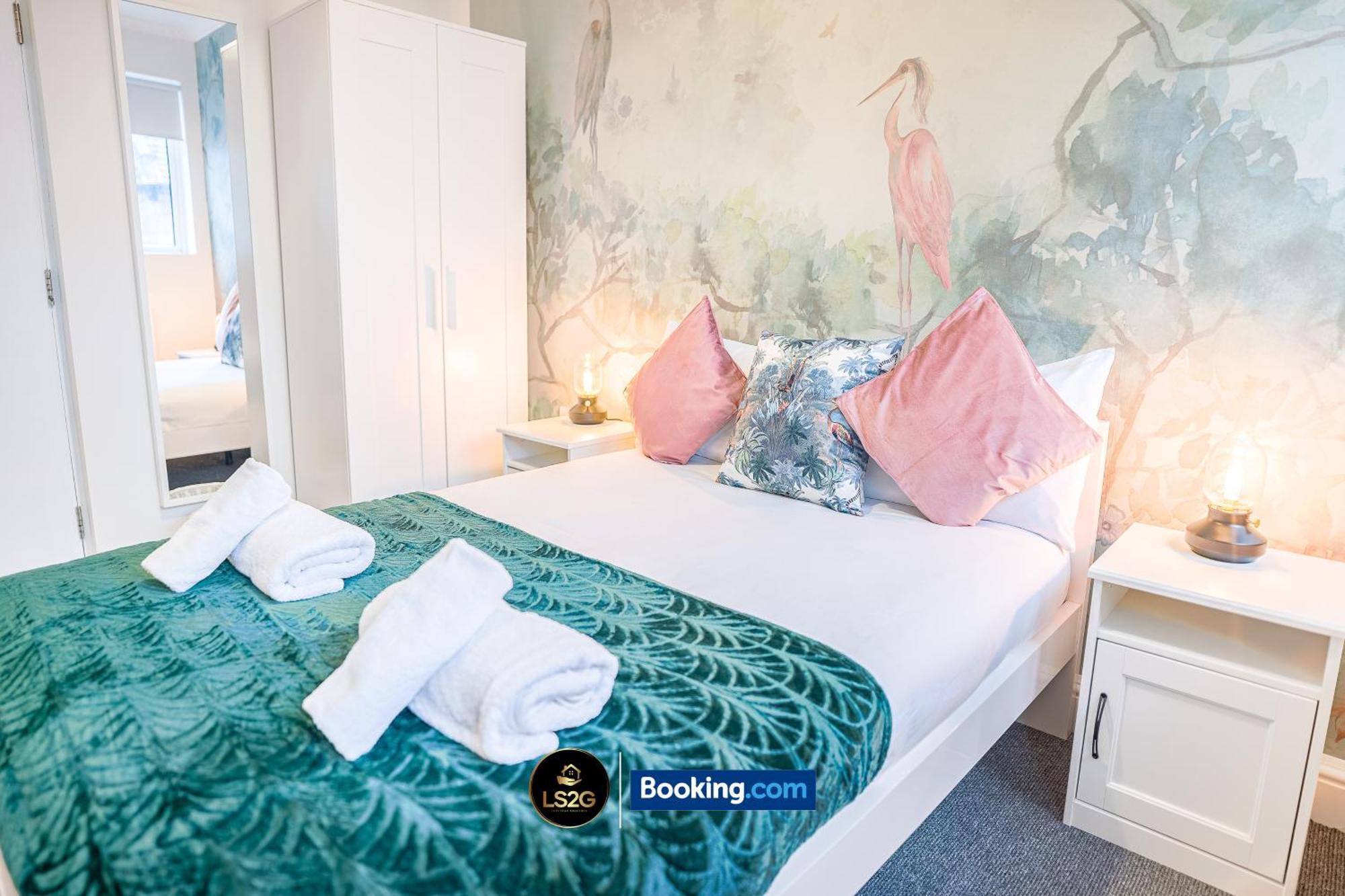 Amazing 3 Bedroom By Ls2g Short Lets & Serviced Greater With Free Wifi * Londres