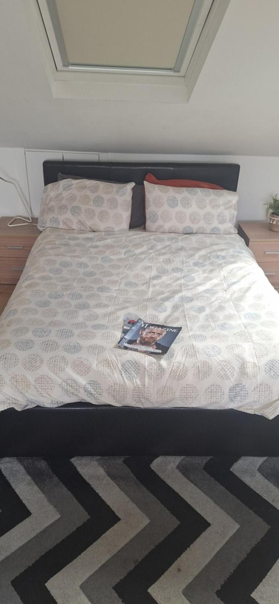 Spacious Loft Space With Private En-suite Bathroom Londres