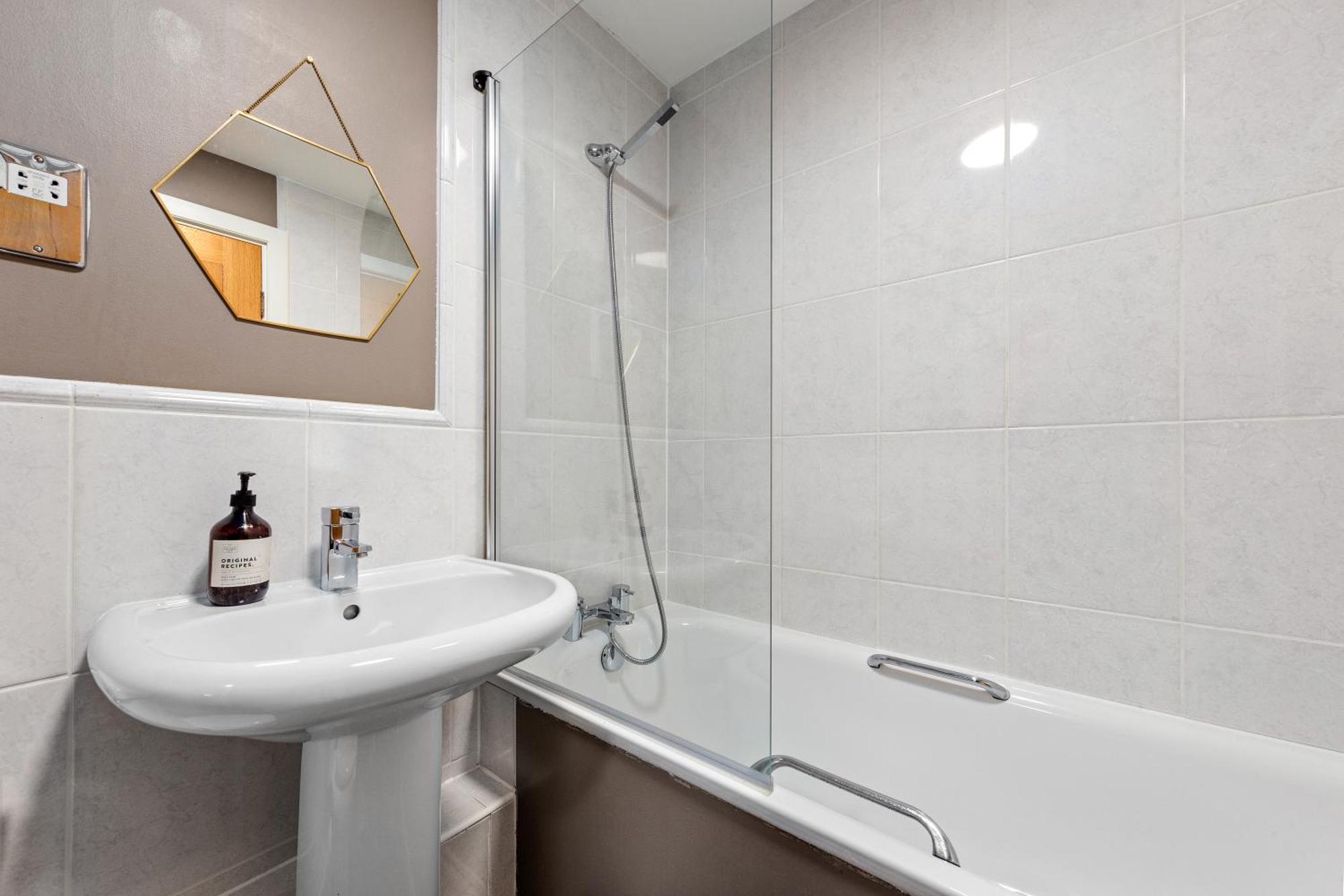St, George Wharf Vauxhall Bridge Large 2bedrooms With River View Panoramic Balcony Apartamento