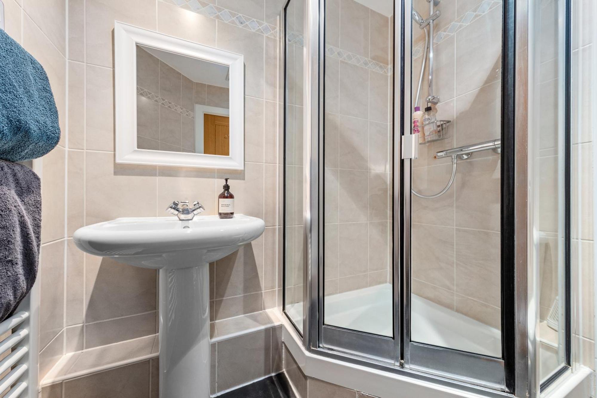 St, George Wharf Vauxhall Bridge Large 2bedrooms With River View Panoramic Balcony Apartamento