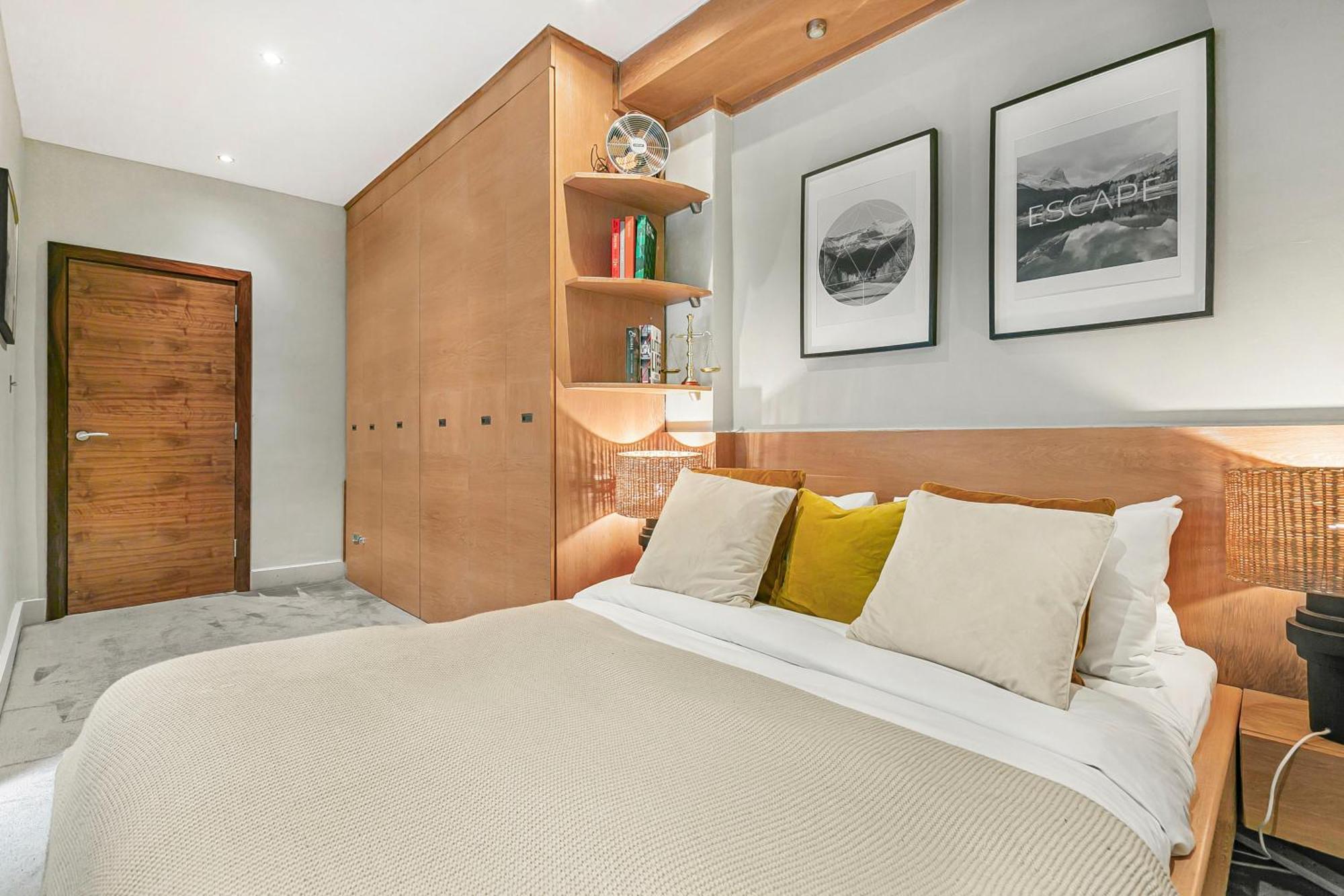 Large Stylish 2beds 2baths With Private Patio * Londres
