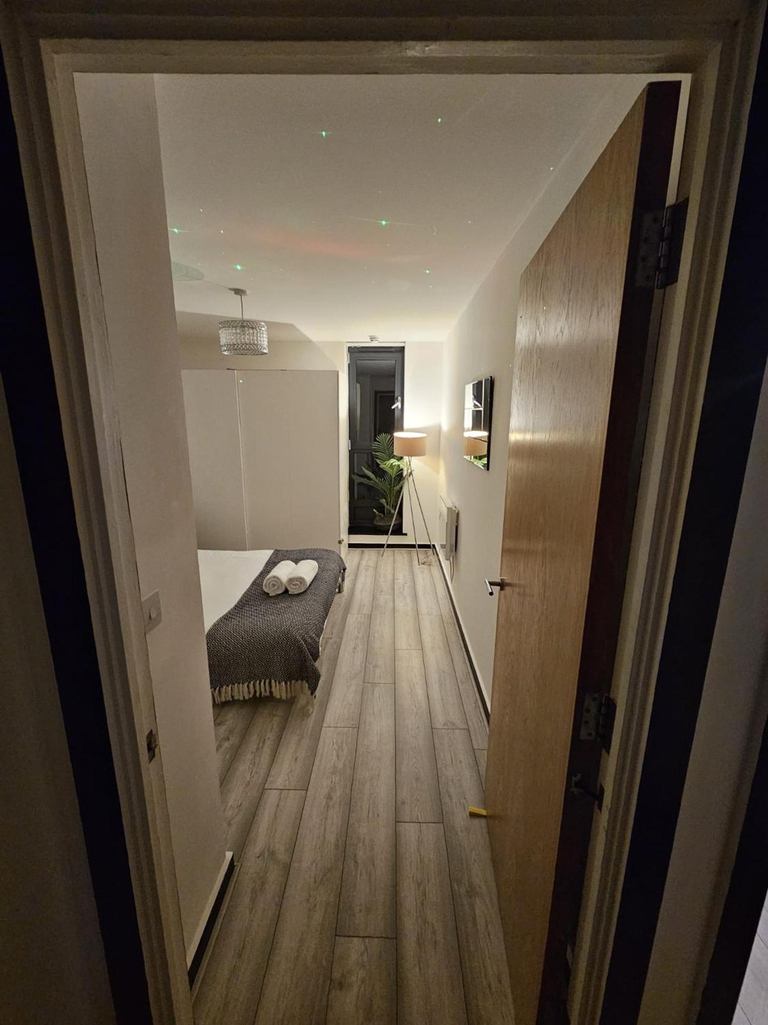 Lavish - Secure With Parking Apartamento *