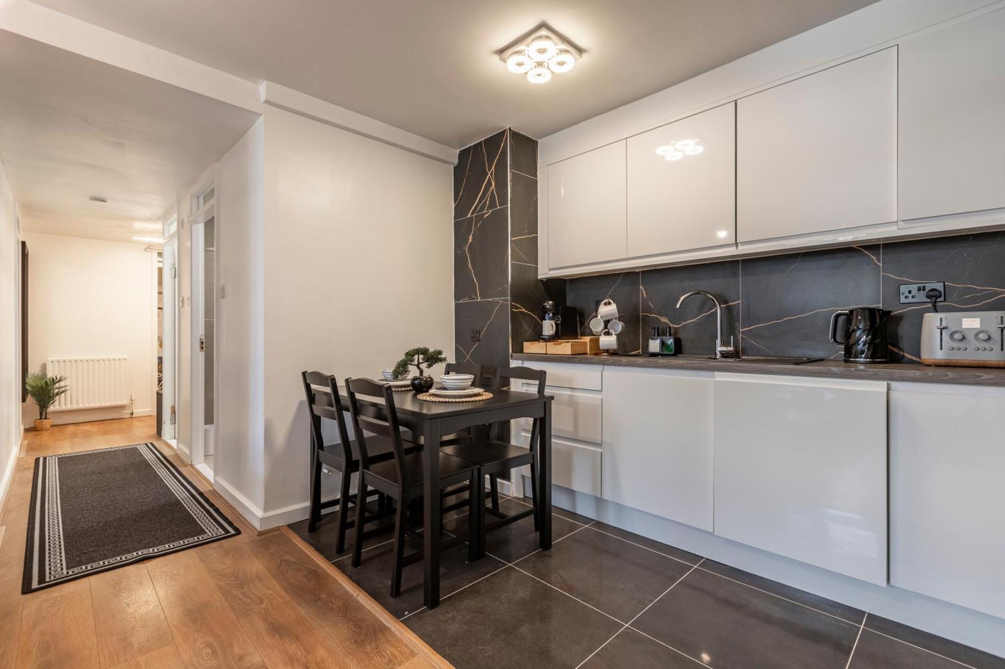 Shepherds Haven Luxury 4 Bed Flat With Self Check In Appartement Londres