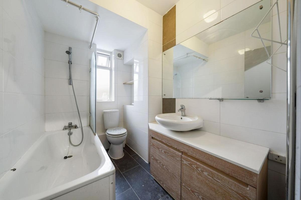 4 Bedroom Flat In Kensington Appartement *