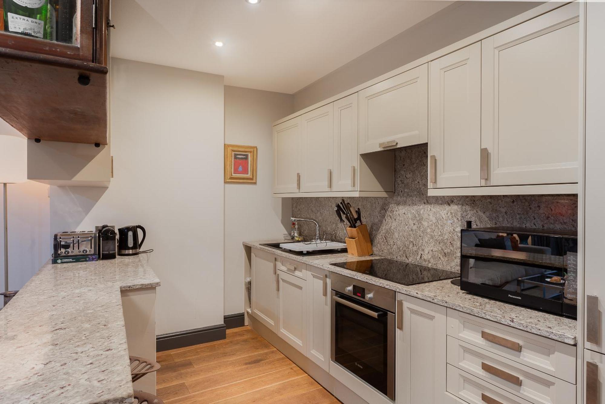 Unique Luxury 3br In The Heart Of London, Moments Away From The Vibrant Brick Lane, Shoreditch And Liverpool Street *