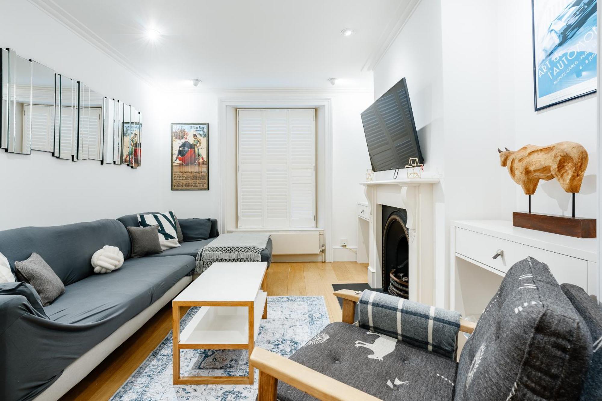 Luxury 3brs Home, Spacious And Cozy In Victoria Villa Londres