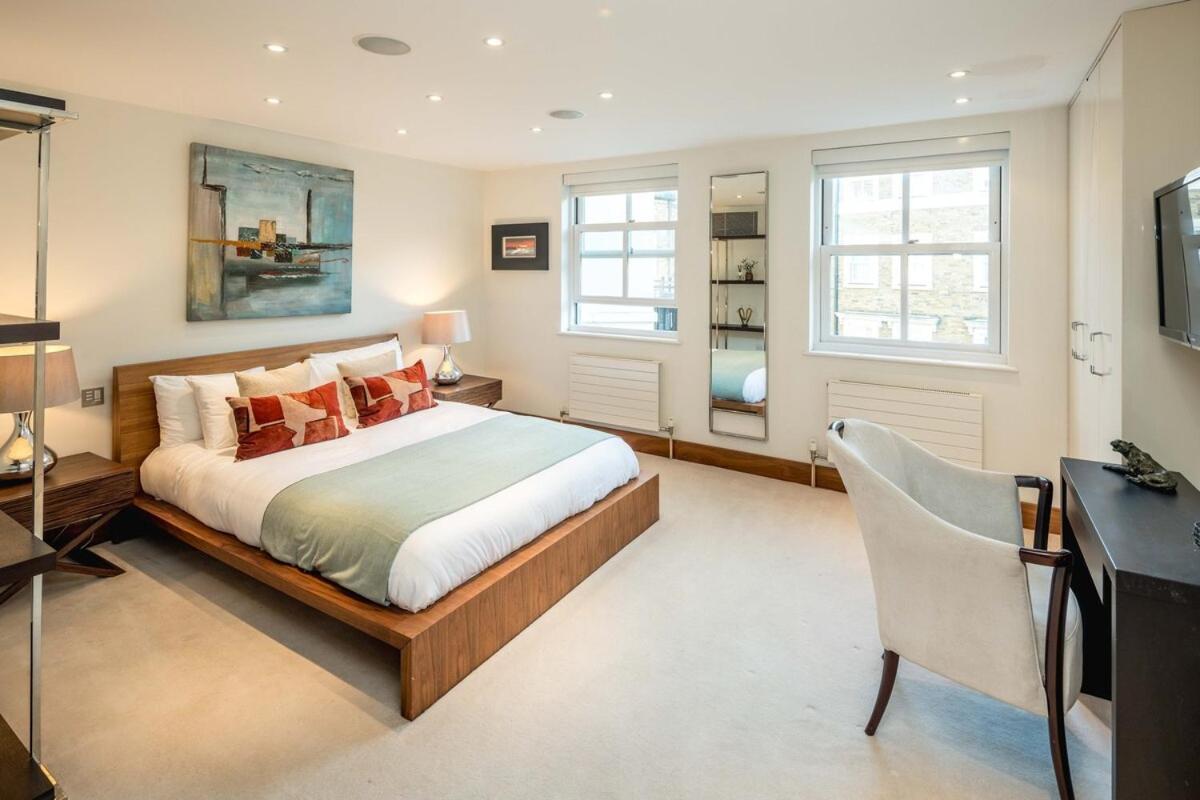 -air Con- Luxury Townhouse - High St Kensington! Villa