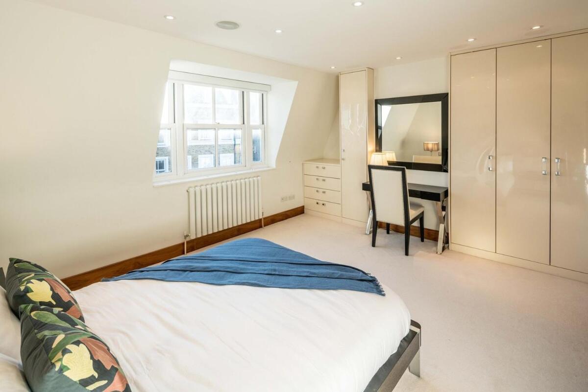 -air Con- Luxury Townhouse - High St Kensington! Villa *