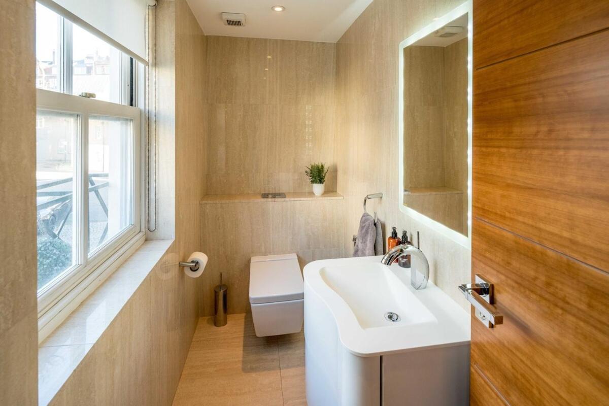 -air Con- Luxury Townhouse - High St Kensington! * Londres