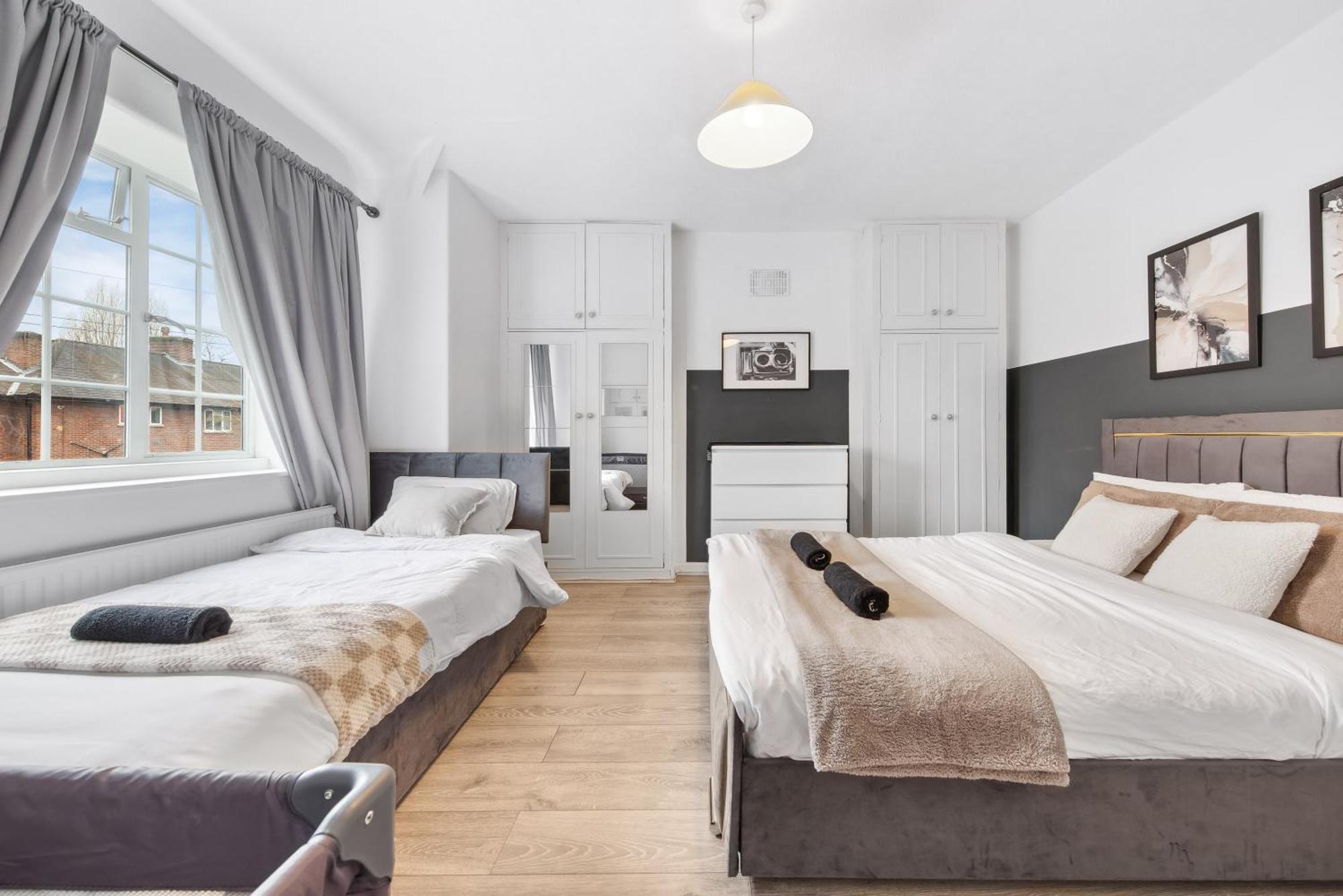 Luxe Jacuzzi - Sleeps 7 - Putney Bridge Hébergement de vacances Londres