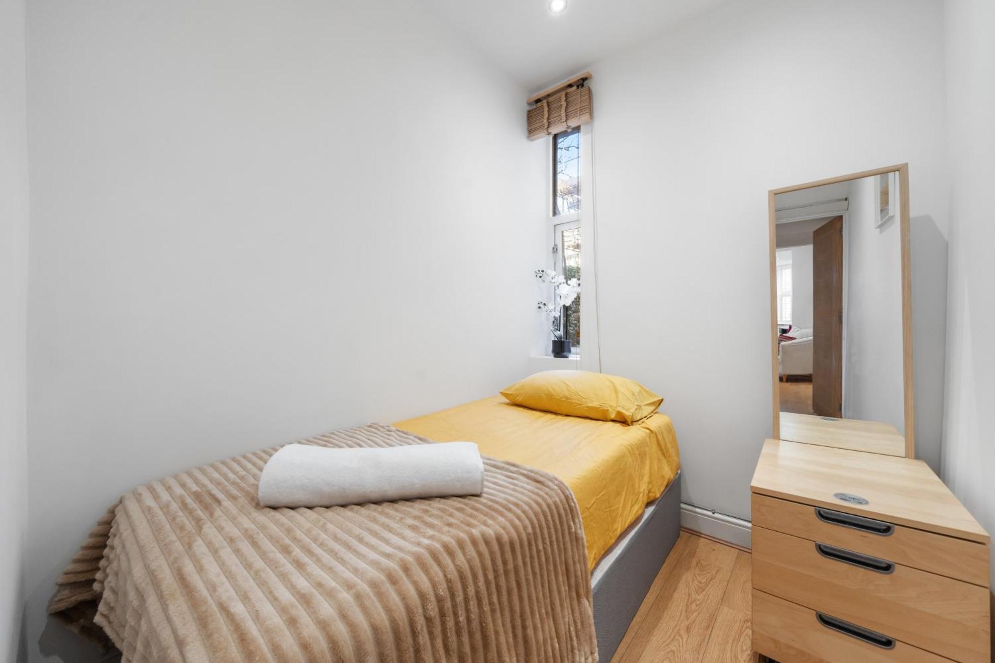Holland Park Flat, 2bed 2bath, Breakfast, Lgf Londres