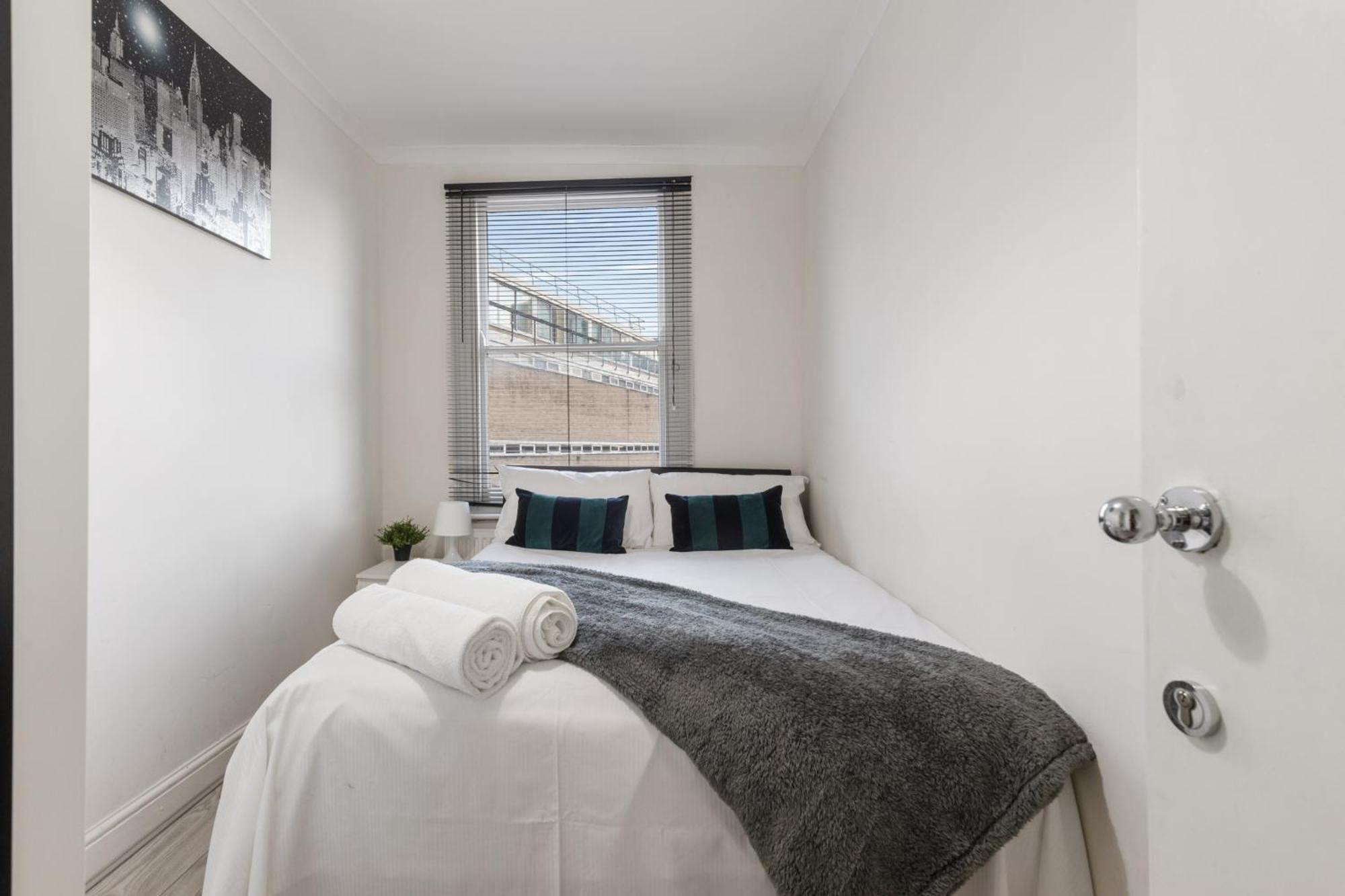 Escape - Spacious 4 Bedroom House Londres