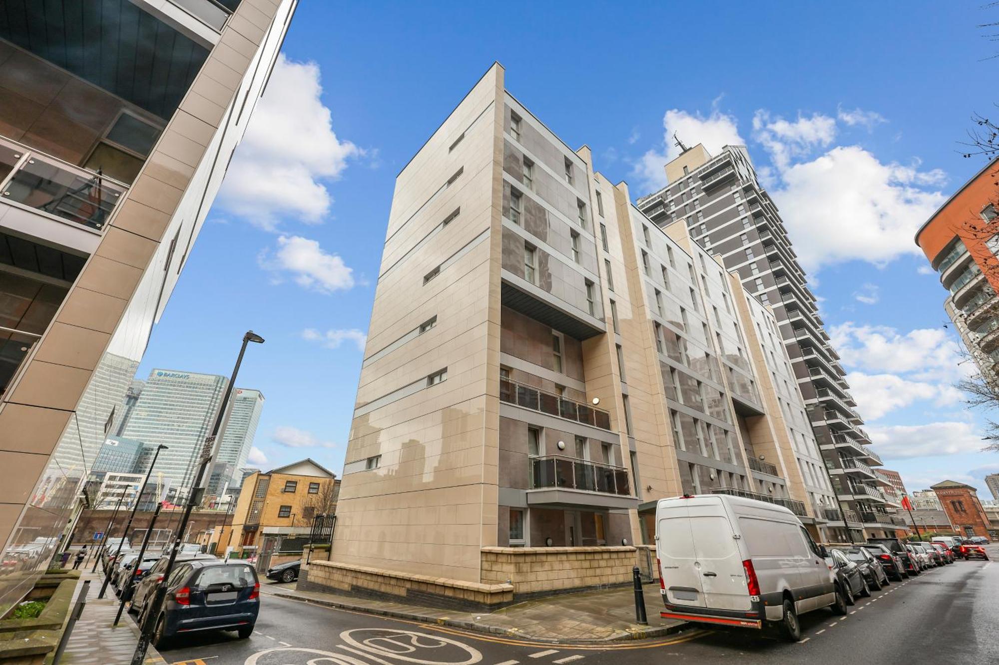 2-bedroom Short Term & Flexible Renting Canary Wharf * Londres