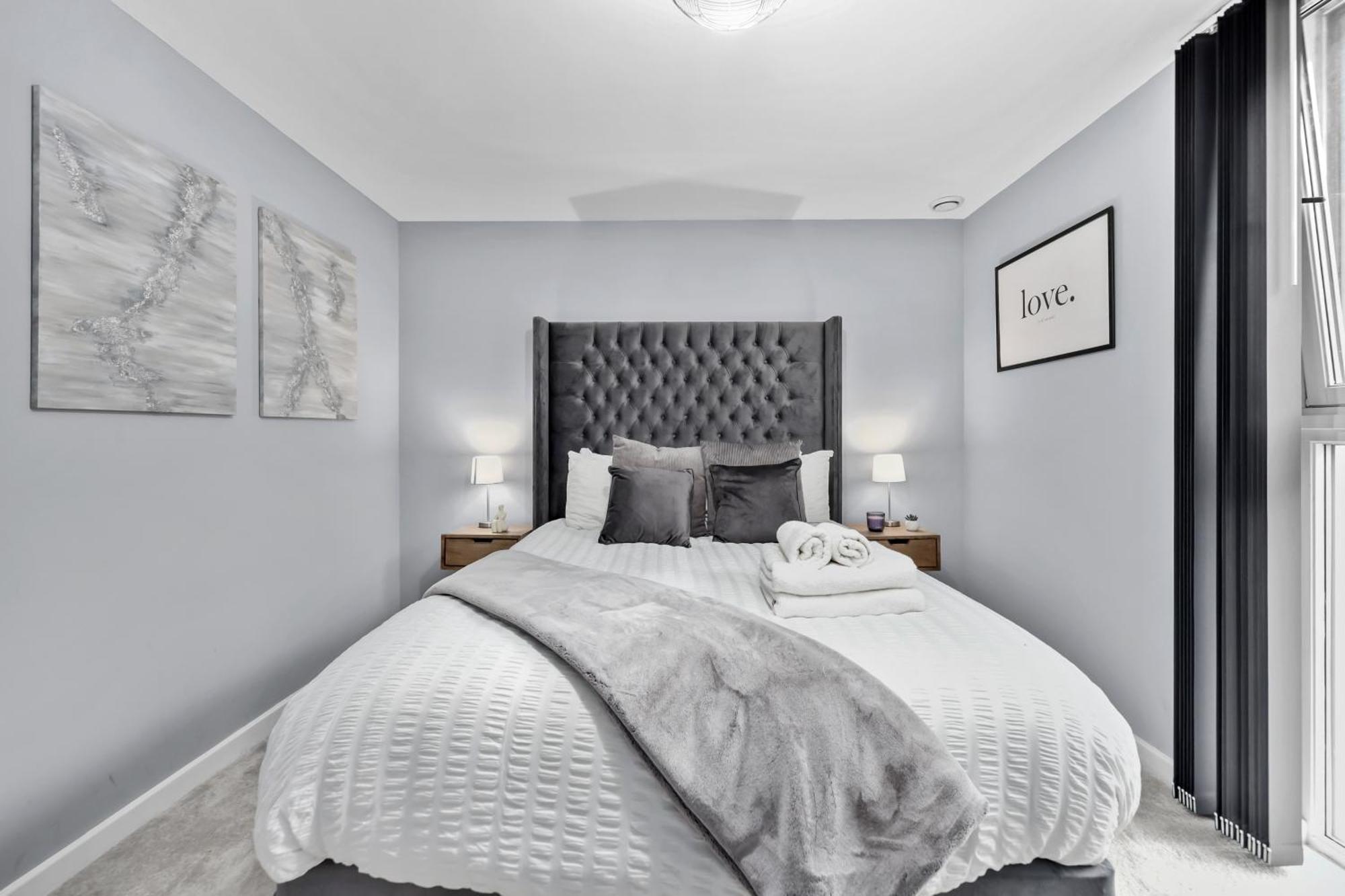 2-bedroom Short Term & Flexible Renting Canary Wharf Londres