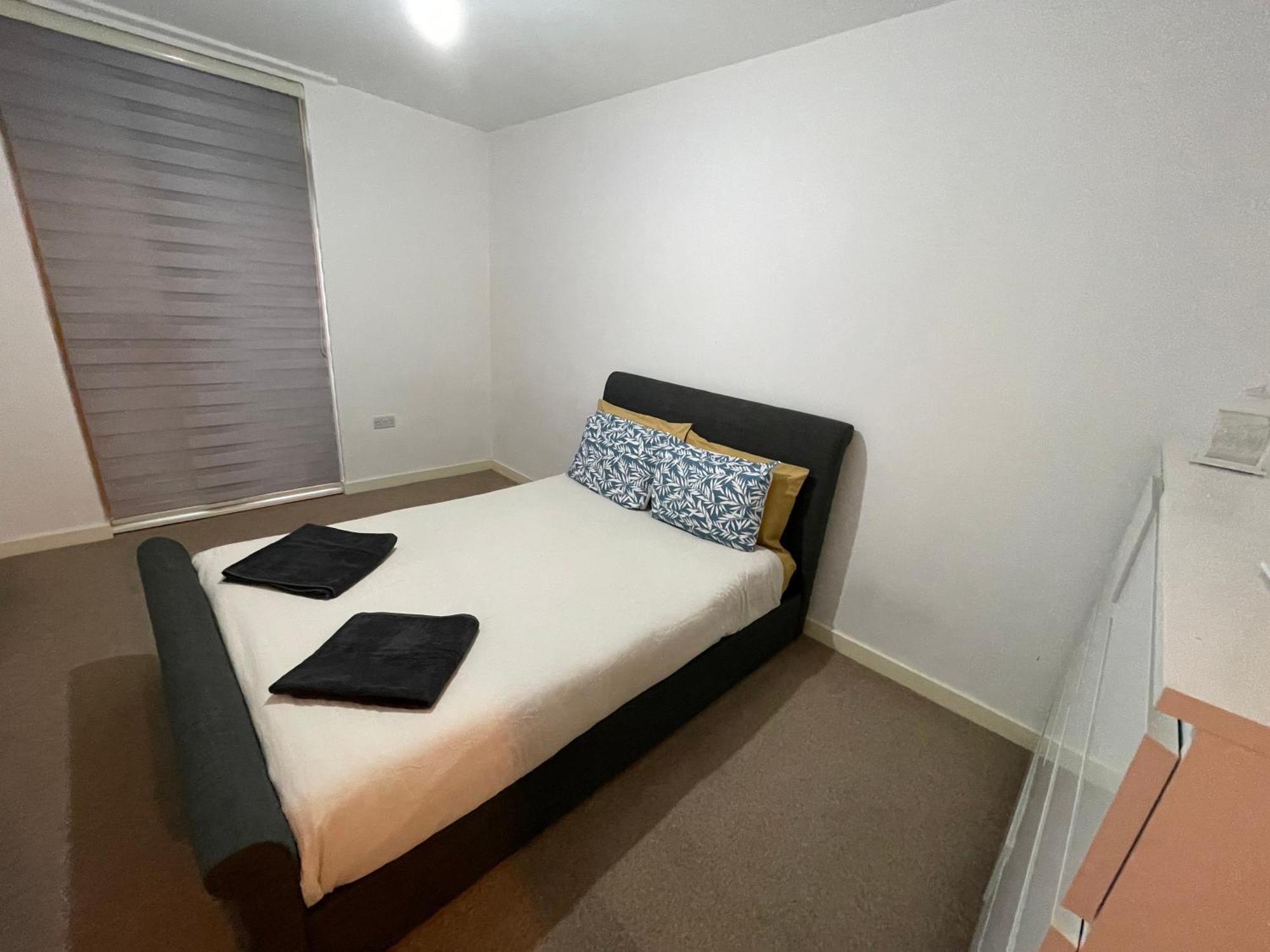 2br-sleeps4-parking-balcony-nearcitycentre Appartement *