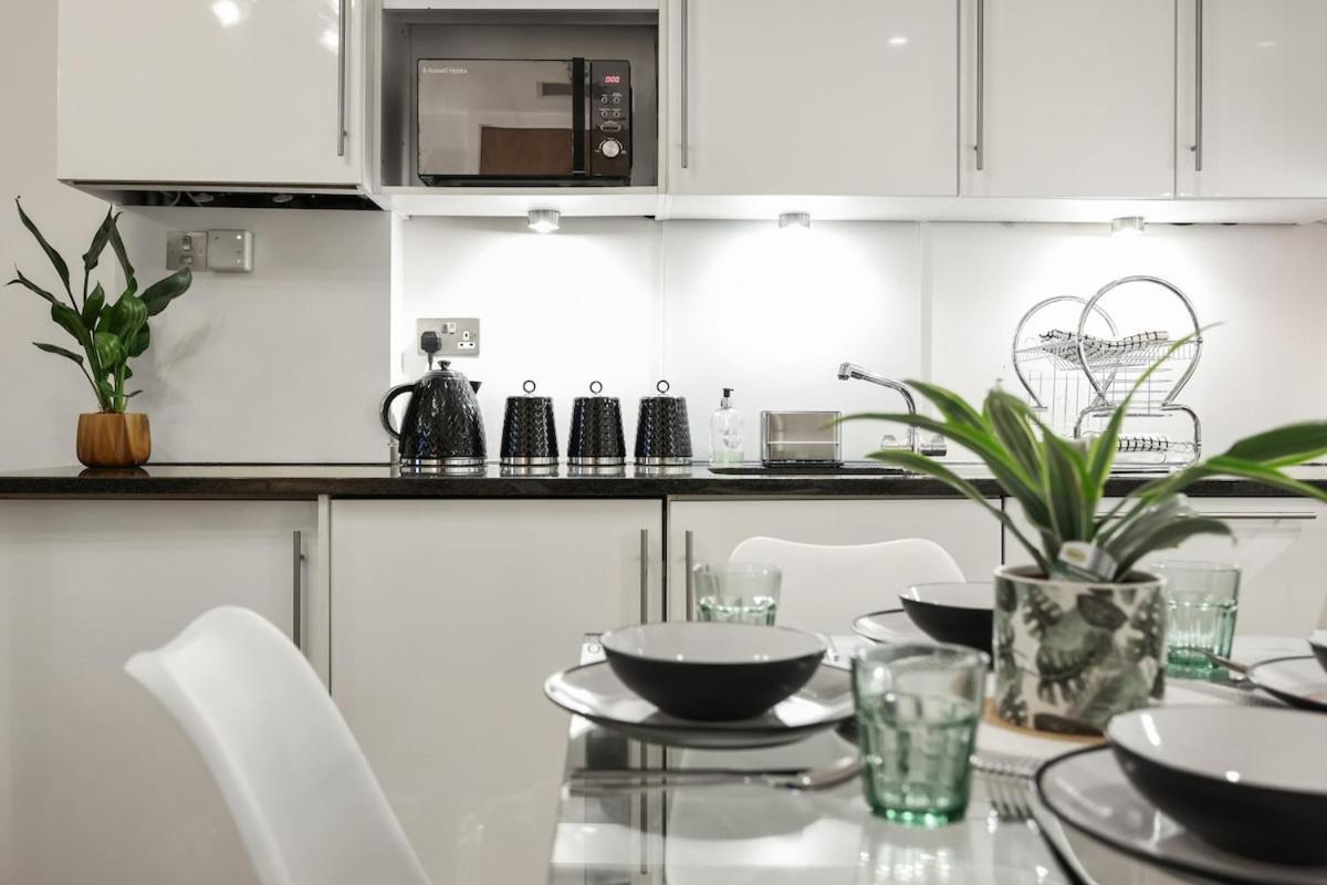 Appartement West End - Sleeps 5 - Amazing Location