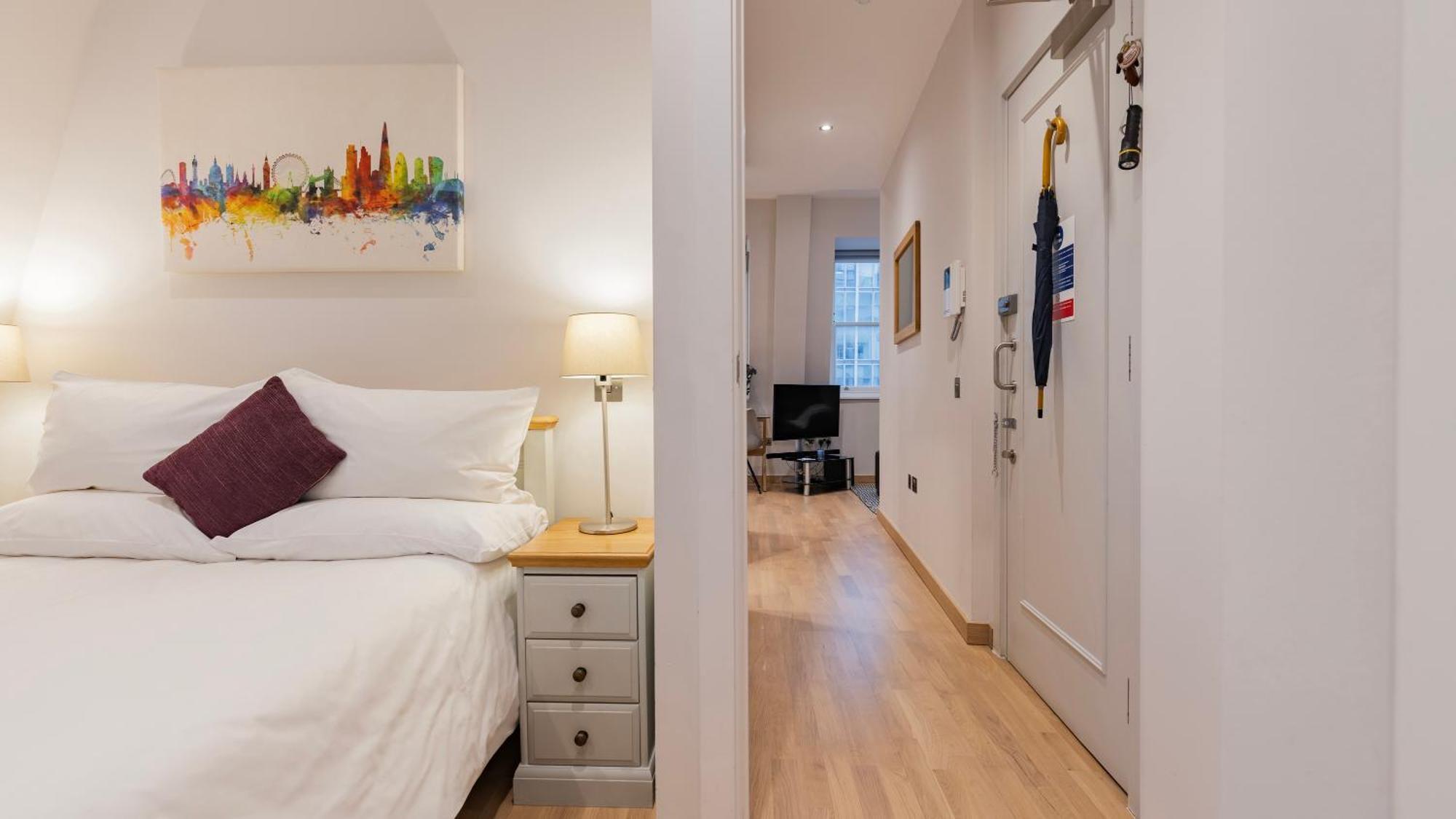 Bank Serviced By Lovelystay * Londres