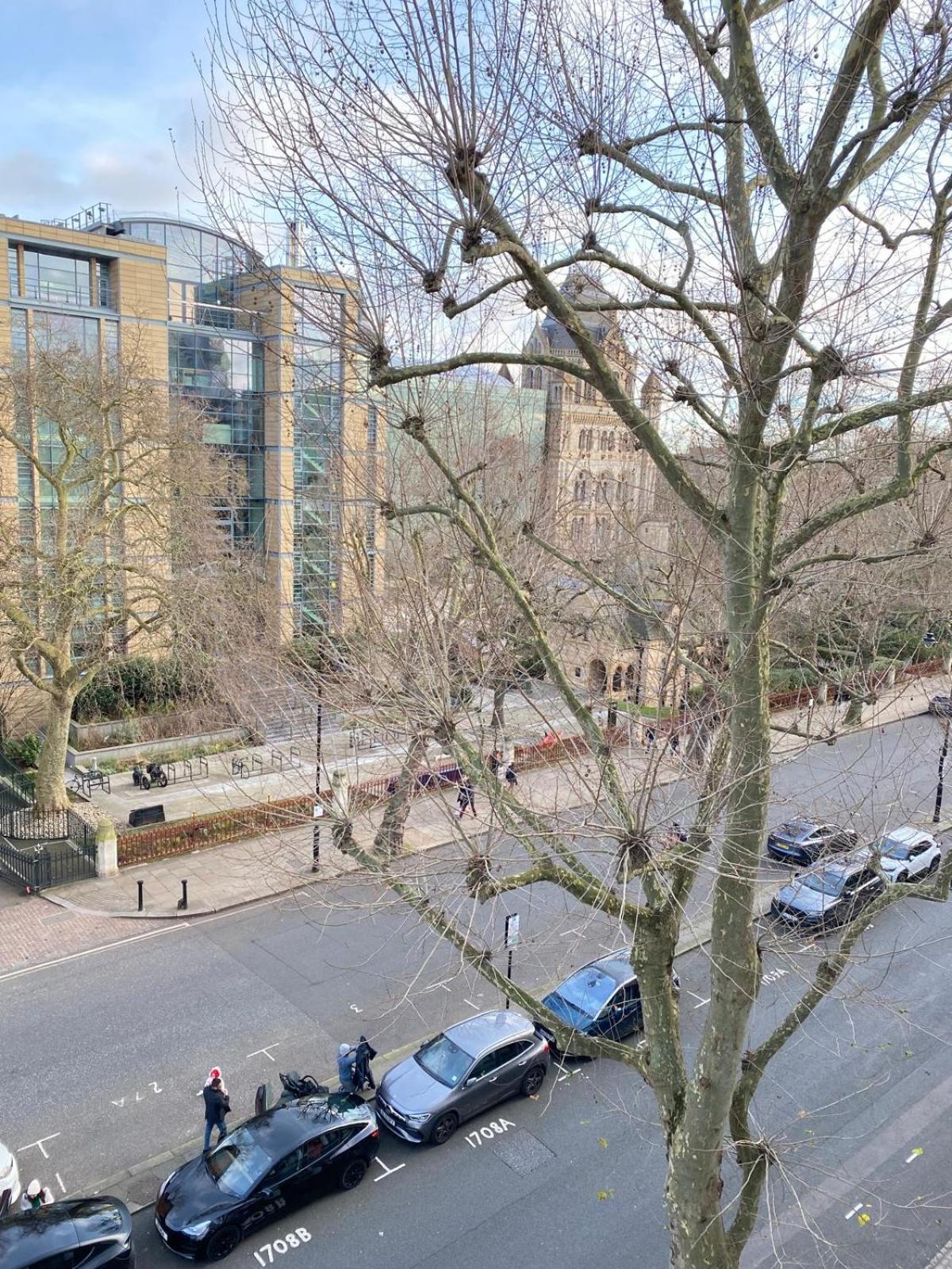 Opposite Natural History Museum Appartement