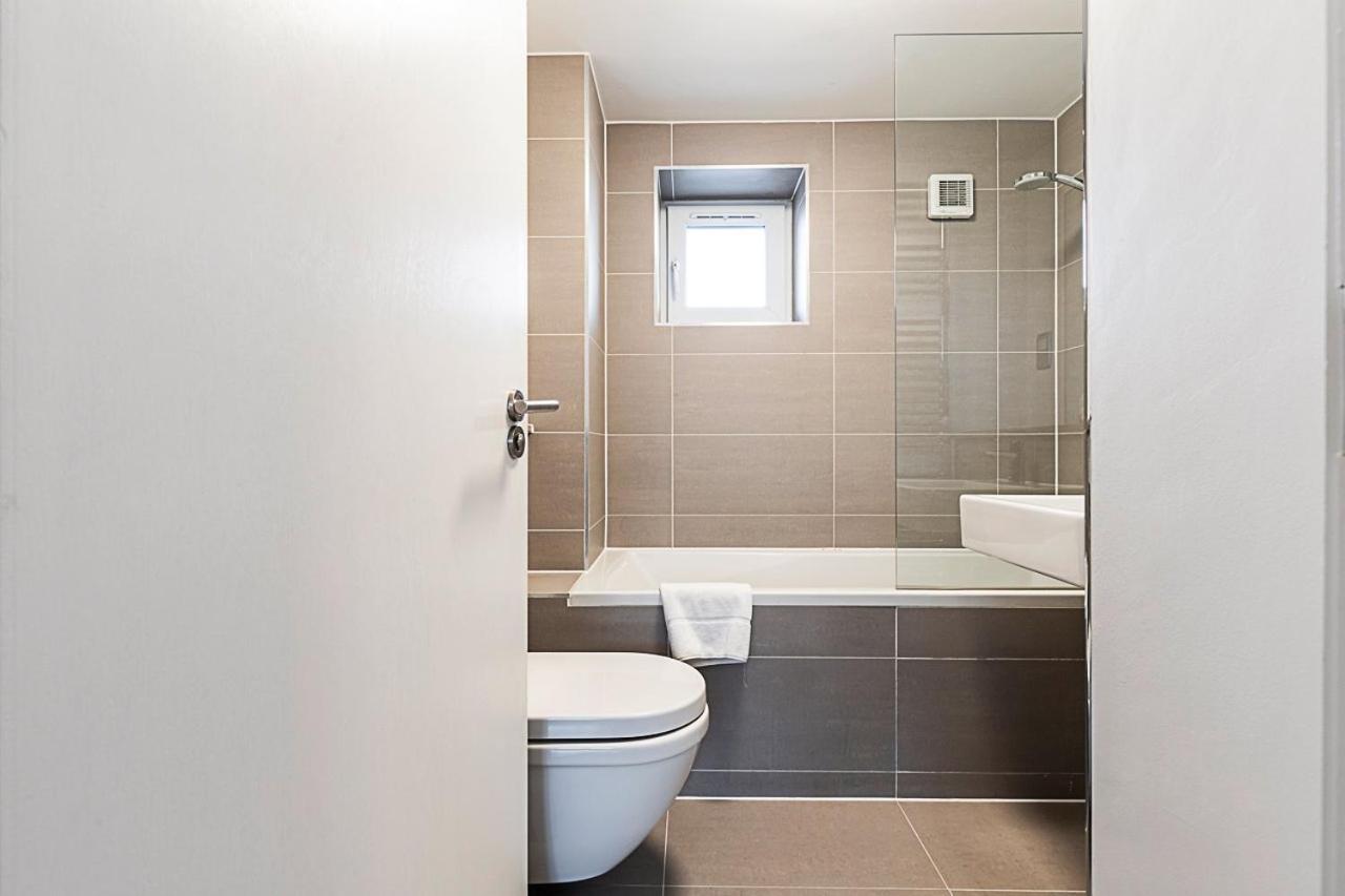 Comfy 2-bedroom With Balcony * Londres