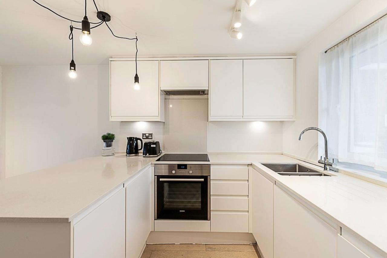 Appartement Comfy 2-bedroom With Balcony
