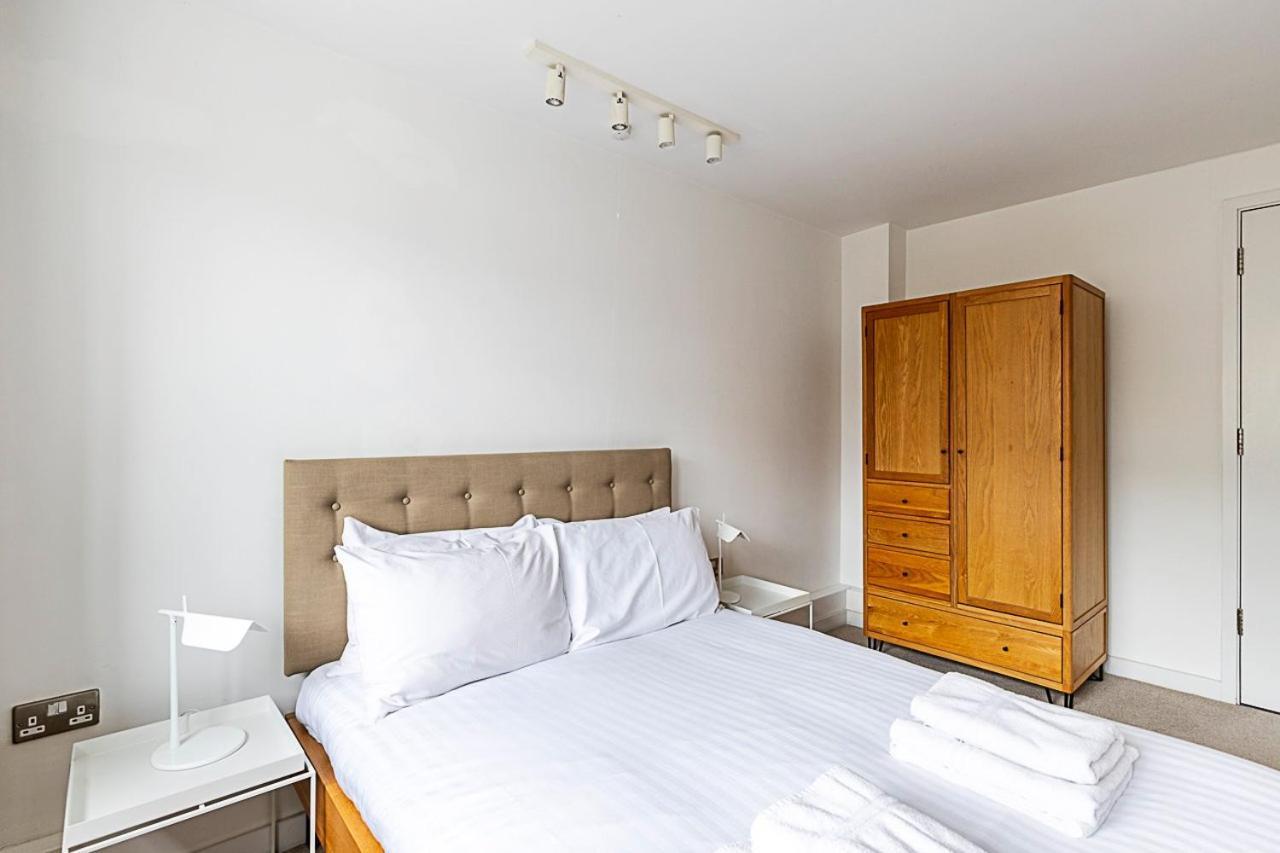 Appartement Comfy 2-bedroom With Balcony
