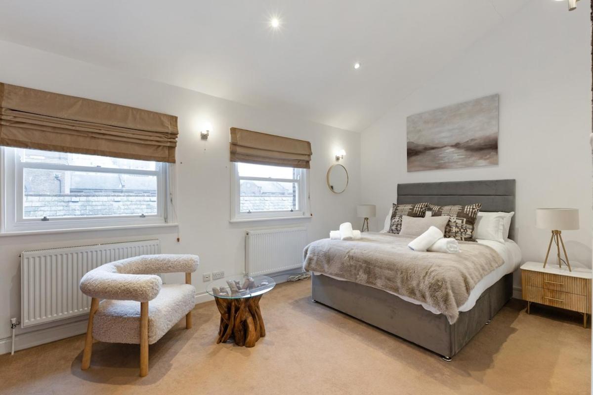 The Riverbank Hideaway Apartamento