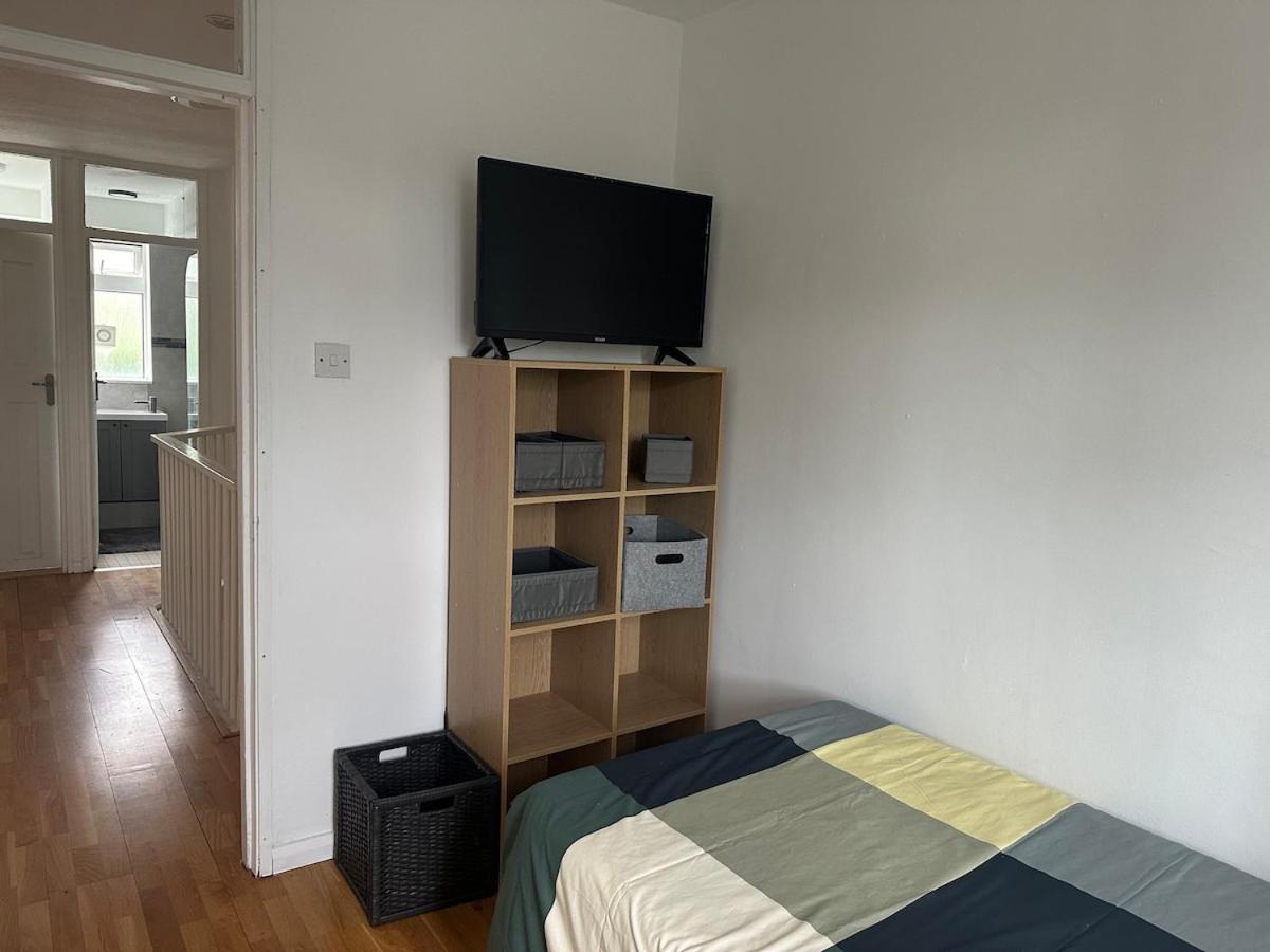 Appartement Simple And Tidy - Short Walk To Kennington & Oval Station Londres