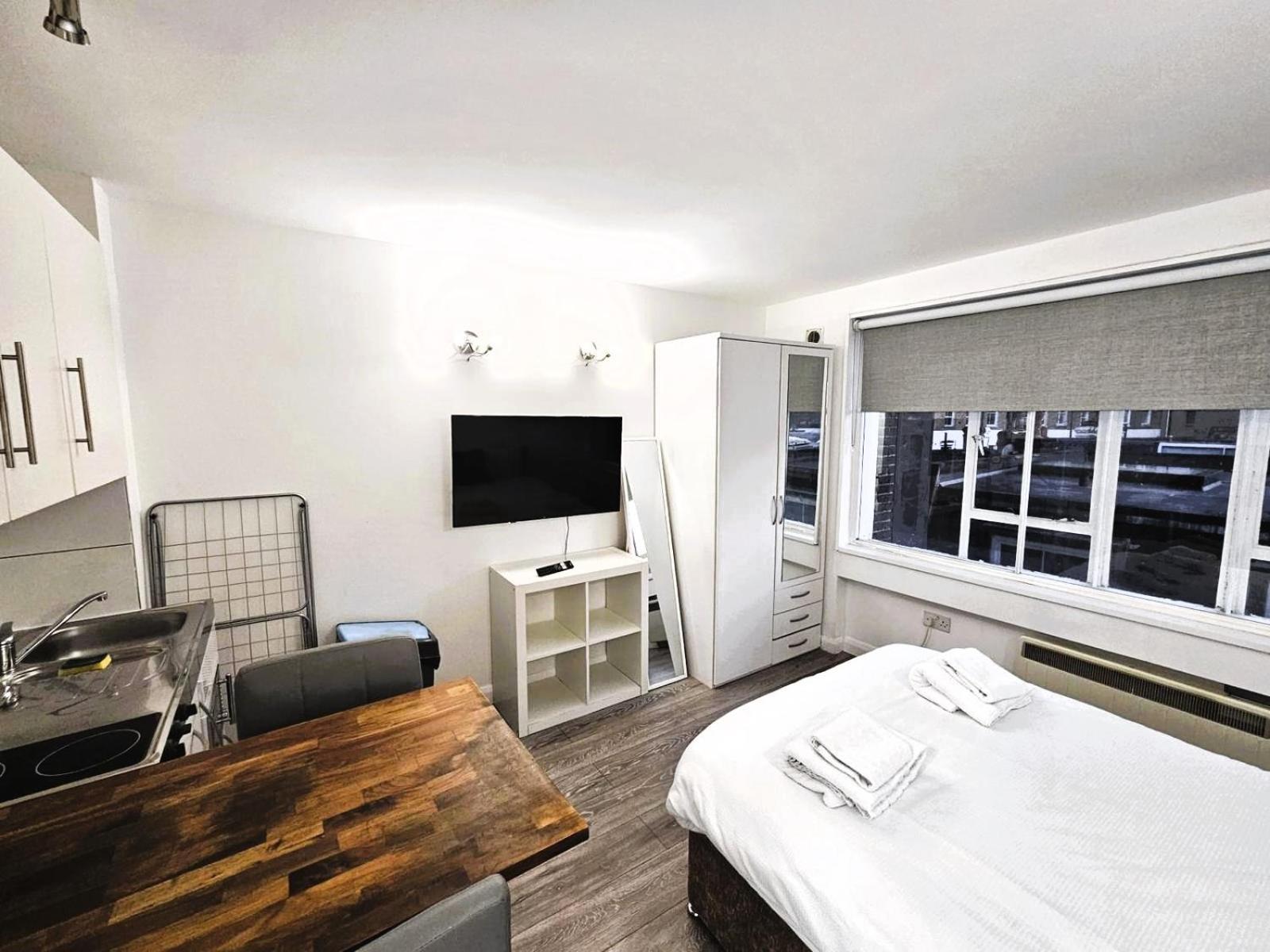 Appartement Light With Kitchenette Close To Hyde Park *