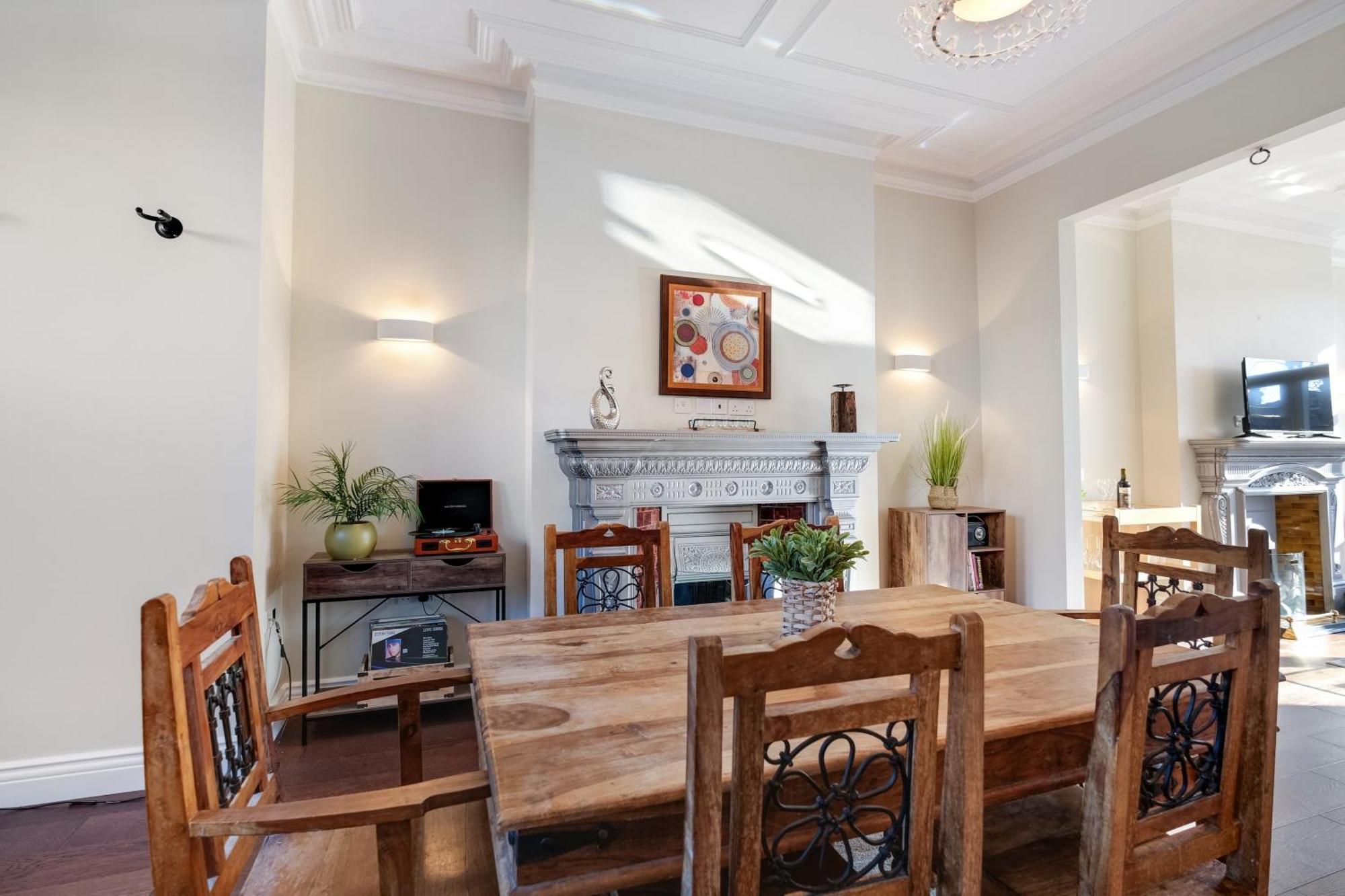 Hébergement de vacances Stunning Edwardian 6-bedroom Family In Muswell Hill
