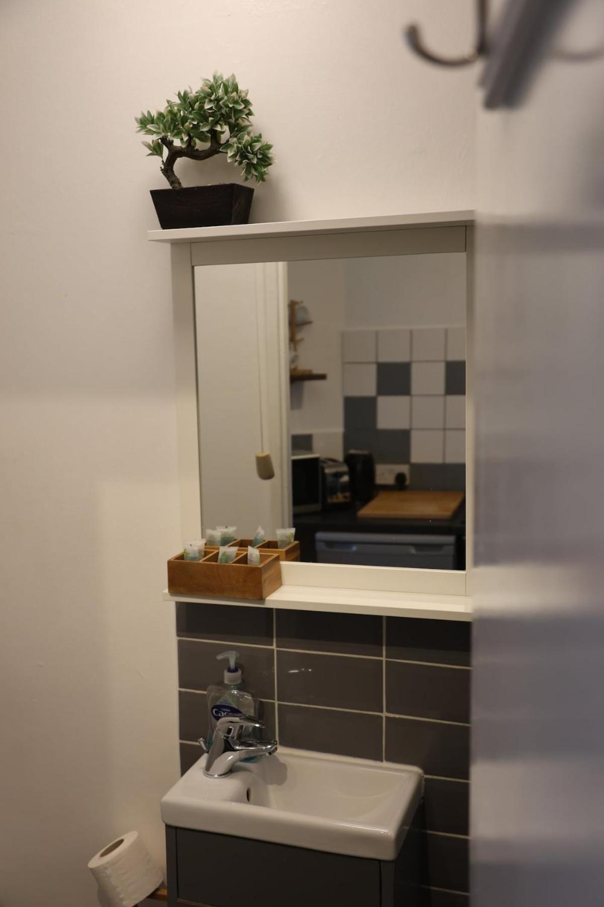 Warren Apartment