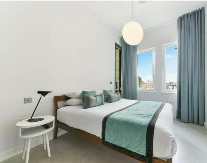 Designer Flat In The Heart Of Bridge Appartement Londres