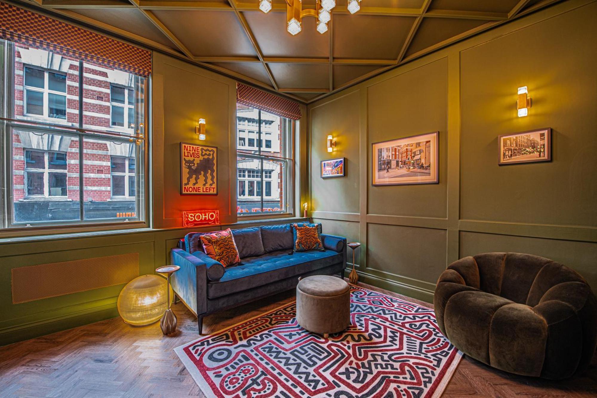Stylish 2bed Flat Interiors Designed By Soho House Londres