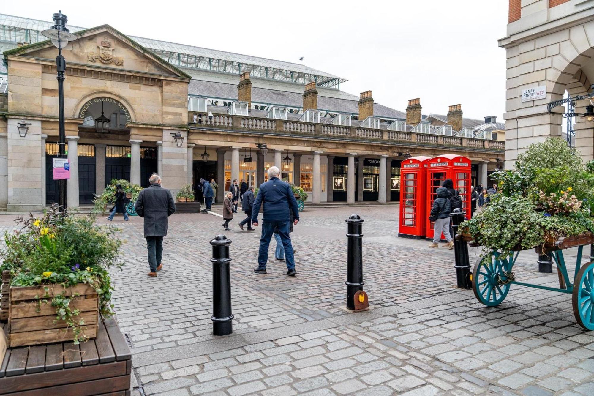 Buckingham - Heart Of Covent Garden! * Londres