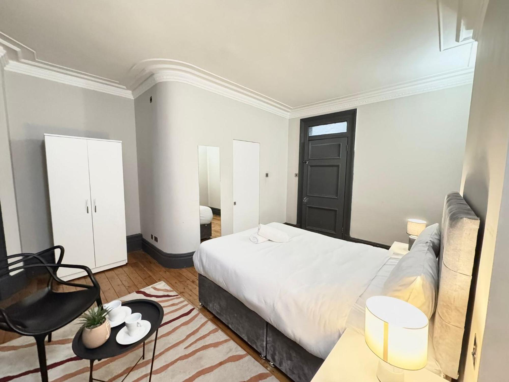 Apartamento Spacious Hyde Park Family
