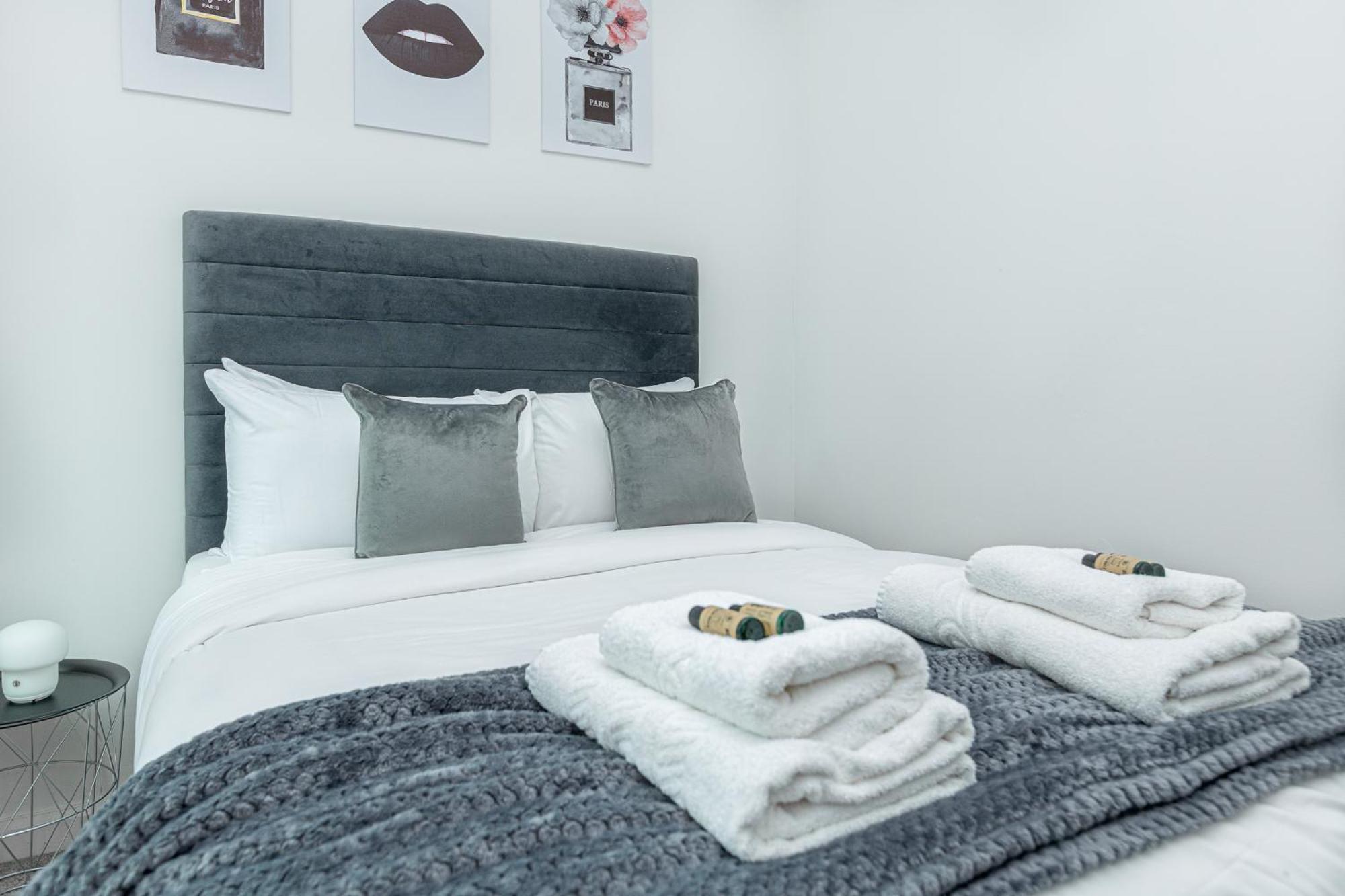 New Listing! Modern 3br, Prime Canary Wharf Appartement Londen