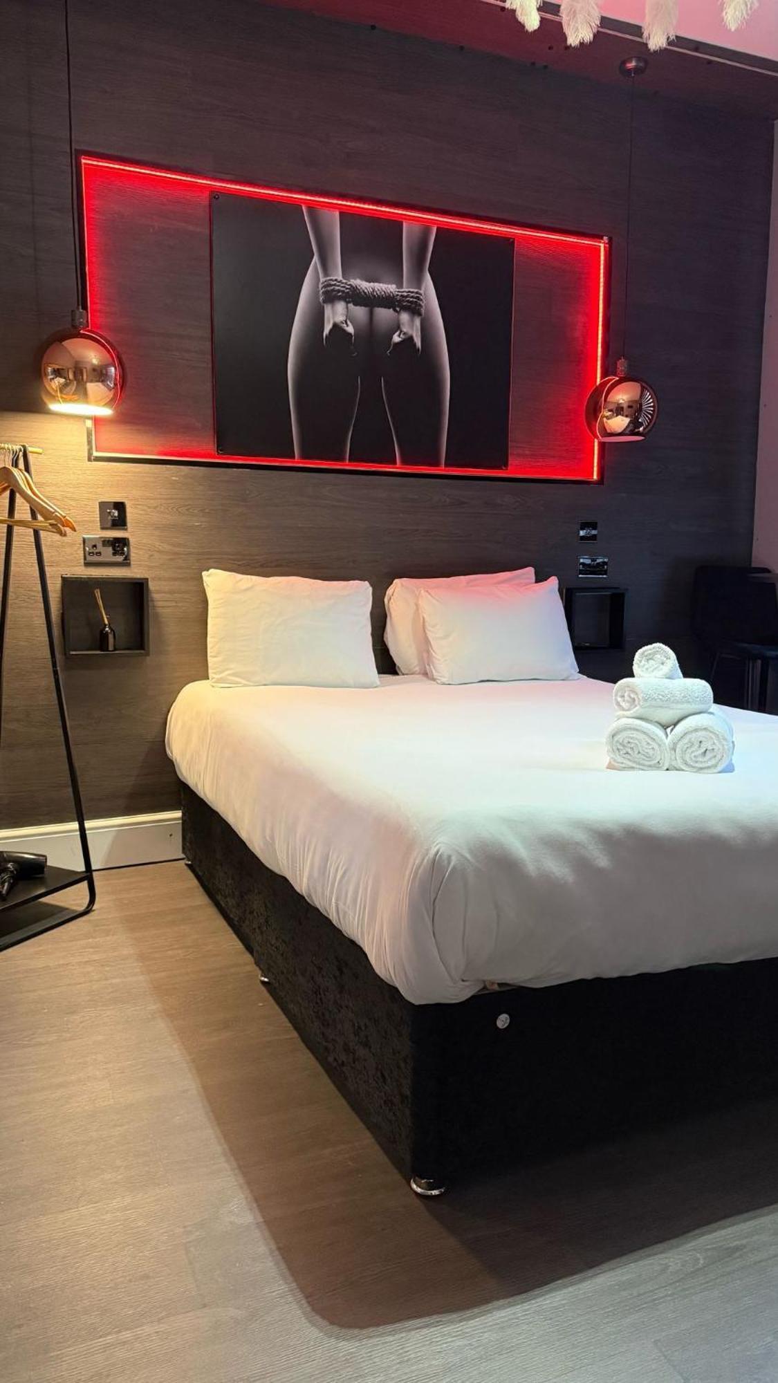 Elegant 1bedroom Flat With Jacuzzi In A Prime Location