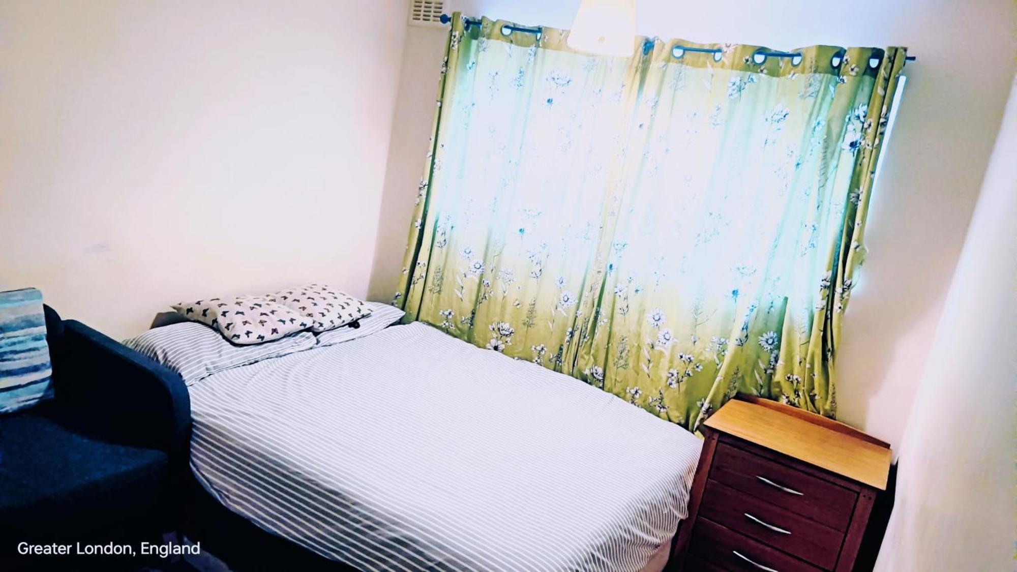 London's Bed With Breakfast & Free Parking Accommodatie bij particulieren *